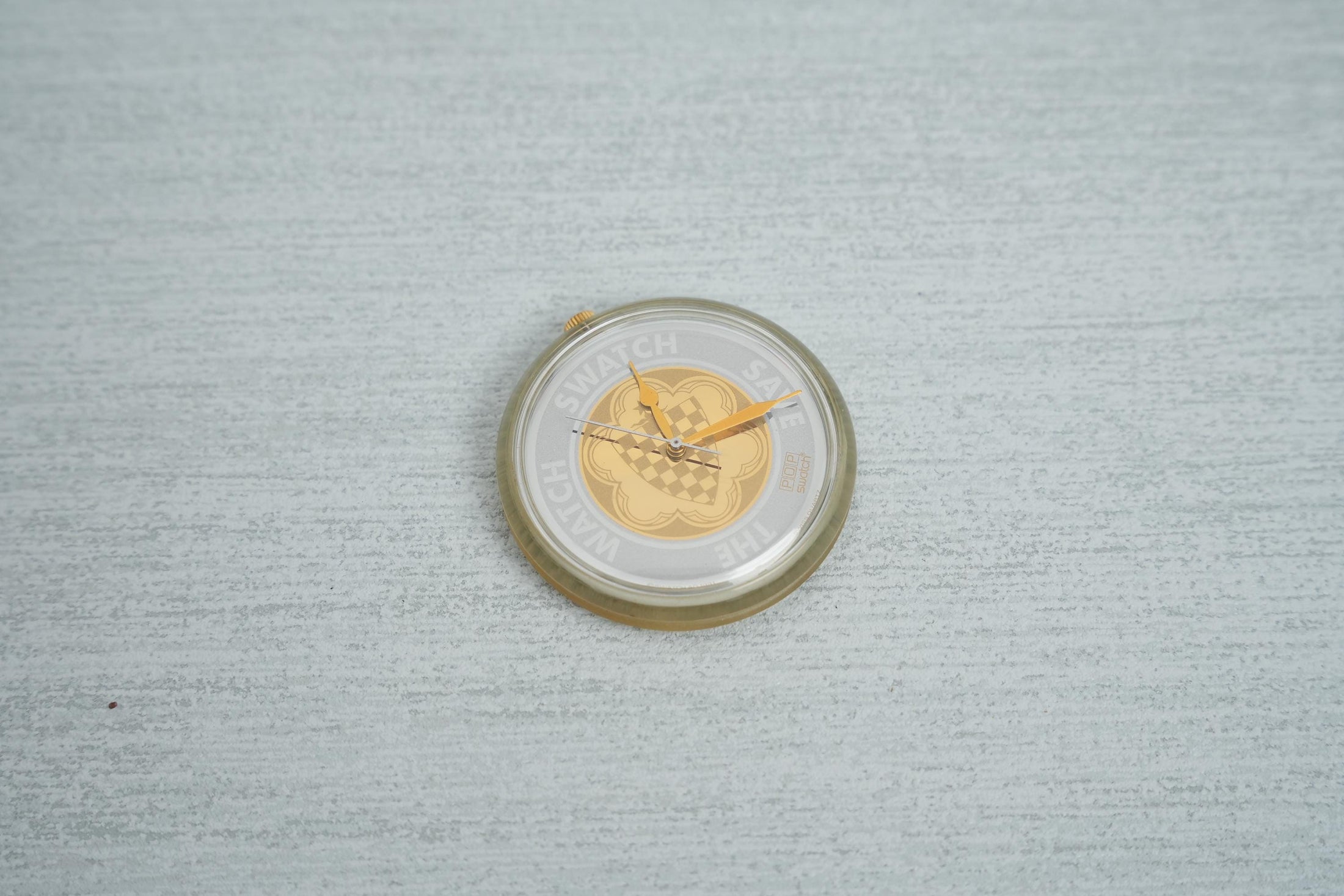 Vintage Pop Swatch "Guinevere" PWK169 – Unique Golden Design from 1992