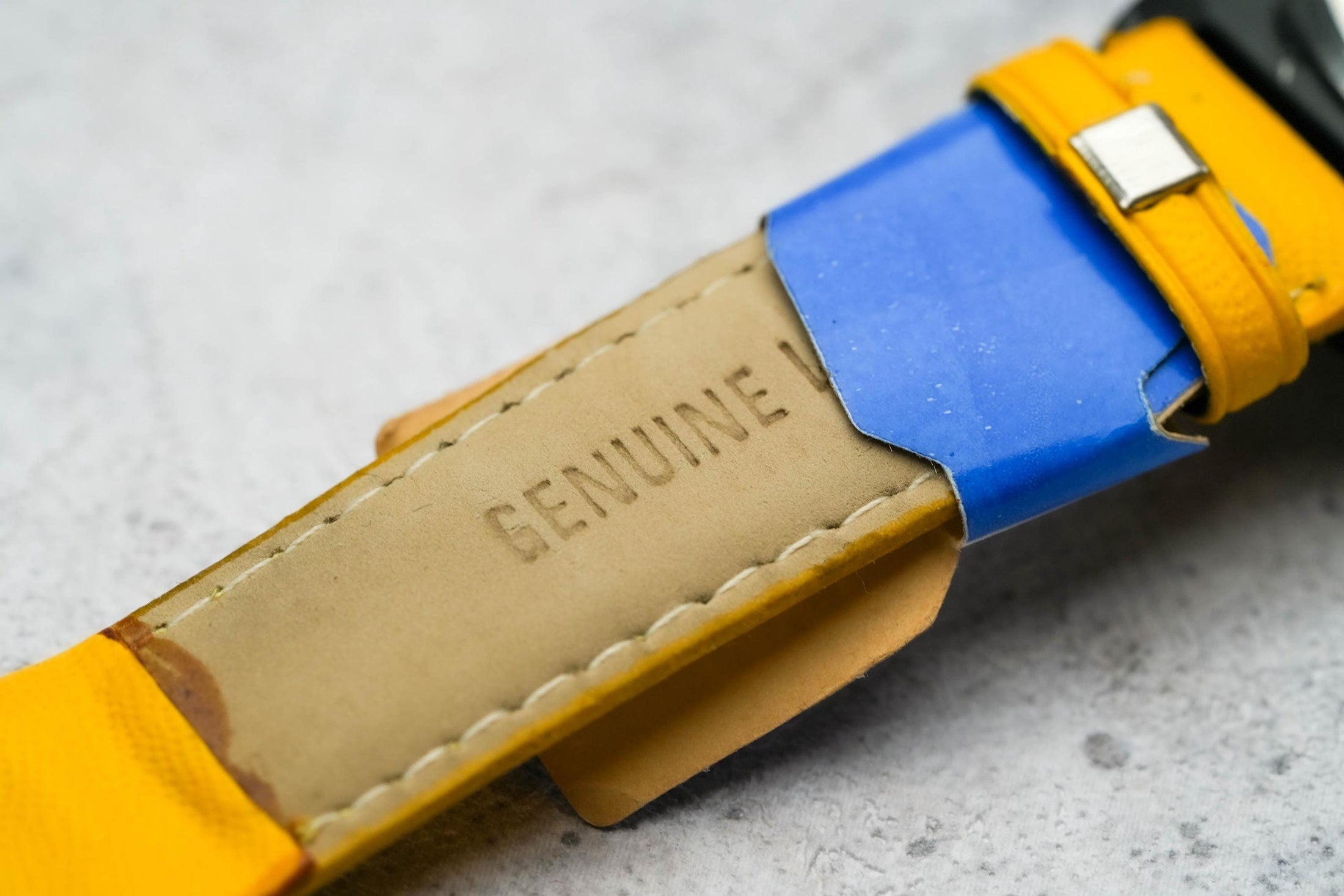 Seiko 5M42-OE40 – Iconic Kinetic Watch with Original Yellow Leather Strap