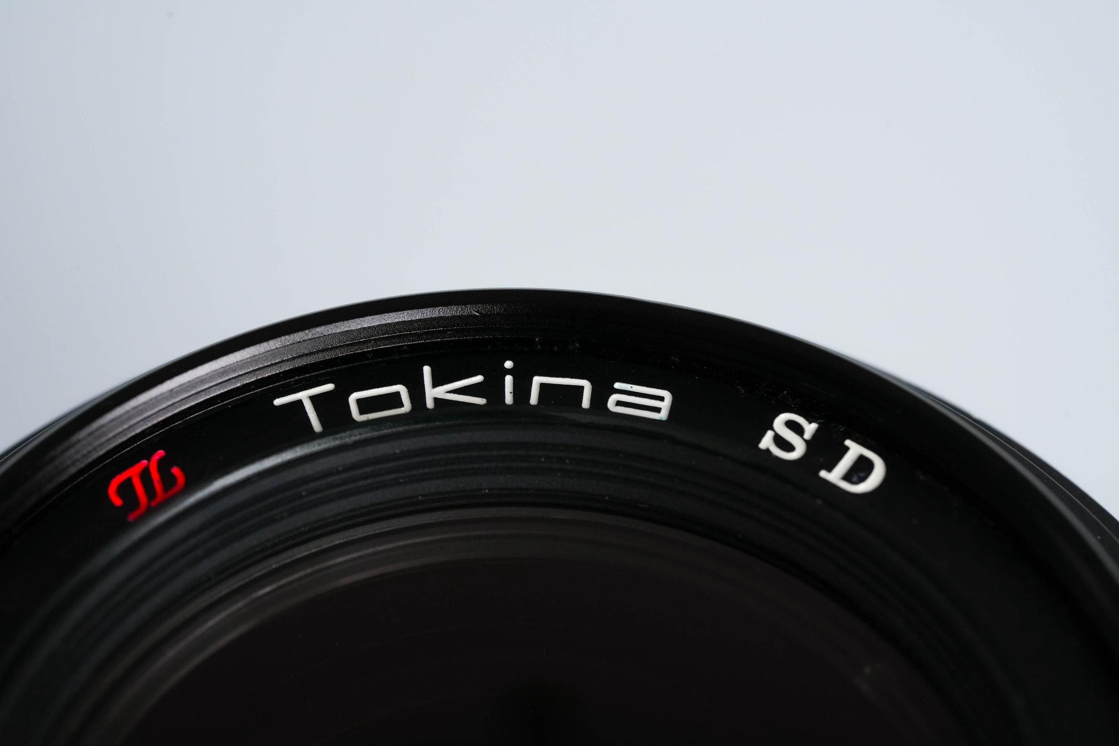 Tokina 28-70mm f3.5-4.5 (Minolta MD) – Versatile Vintage Zoom Lens