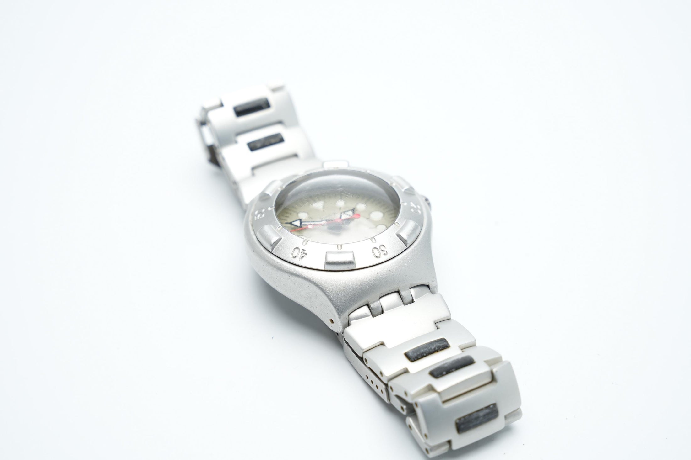 Swatch Irony Scuba – Stylish Diving Watch with Authentic Retro Look