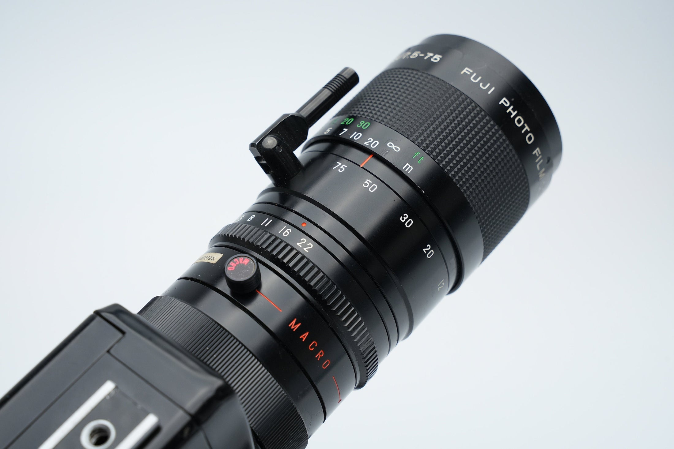 Fujica New ZC1000 Single-8 Film Camera with EBC Fujinon MA-Z Macro Zoom Lens – Full Functionality (Dutch manual)
