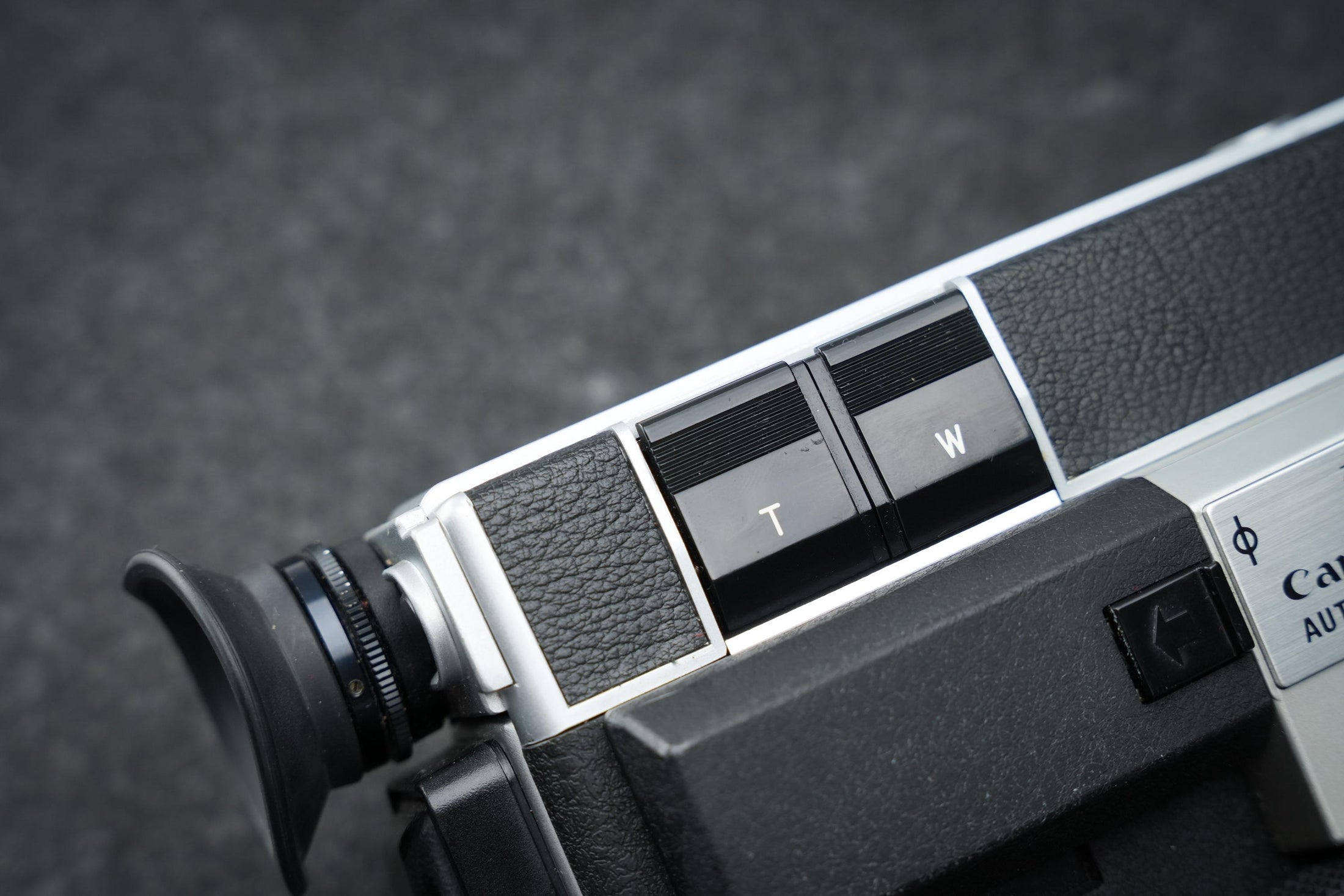 Canon Auto Zoom 1014 Electronic – Super 8 Filmcamera – 1973 – Zilver-Zwart – 10x Zoom – Macro Lens – Voor Cineasten & Verzamelaars