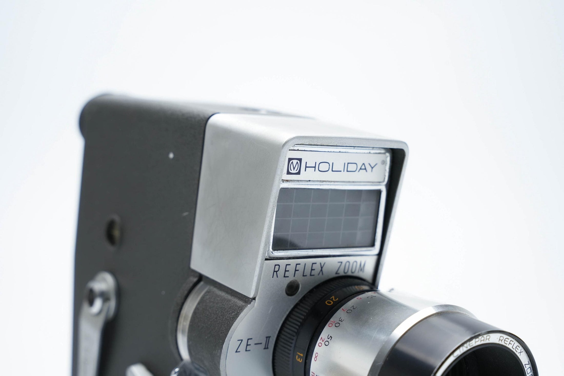 Holiday Reflex Zoom ZE-II – Stylish 1960s 8mm Film Camera, Fully Functional