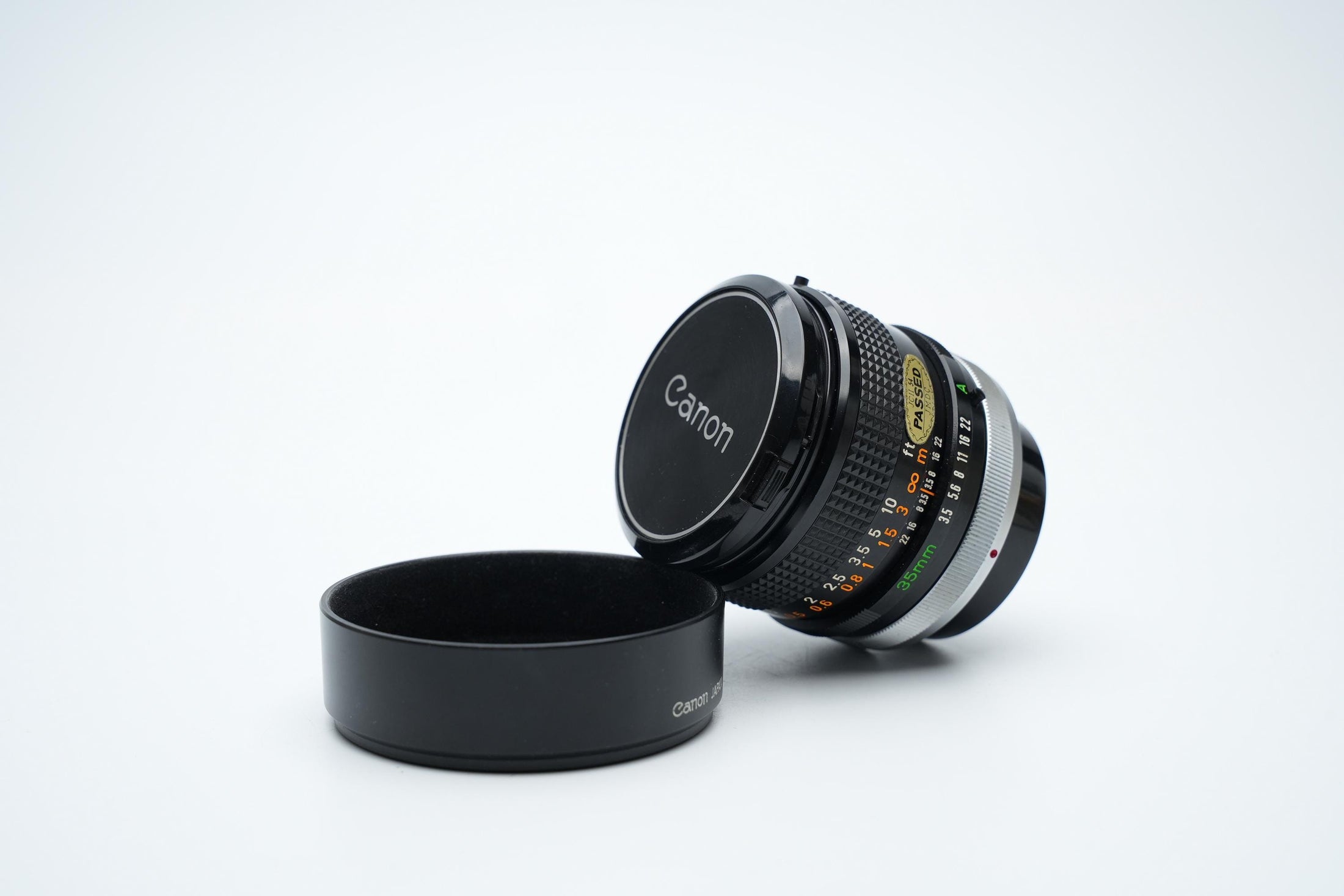 Canon FD 35mm F3.5 S.C. Lens - Vintage Wide-Angle Lens | With Original Box