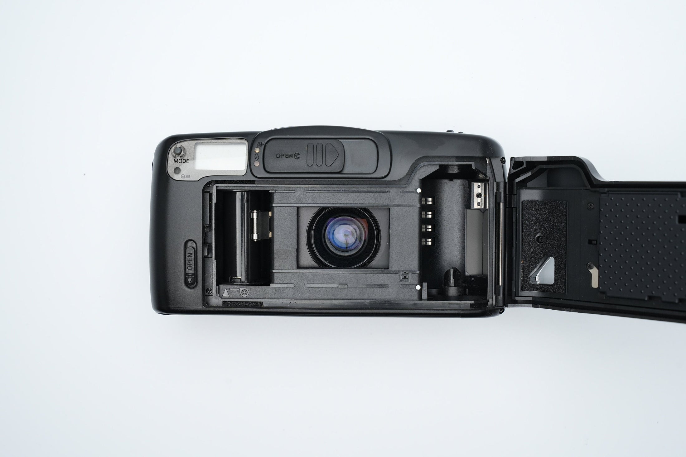 Ricoh RZ-800 - Compact 35mm Point-and-Shoot Camera with Zoom Lens and Macro Function