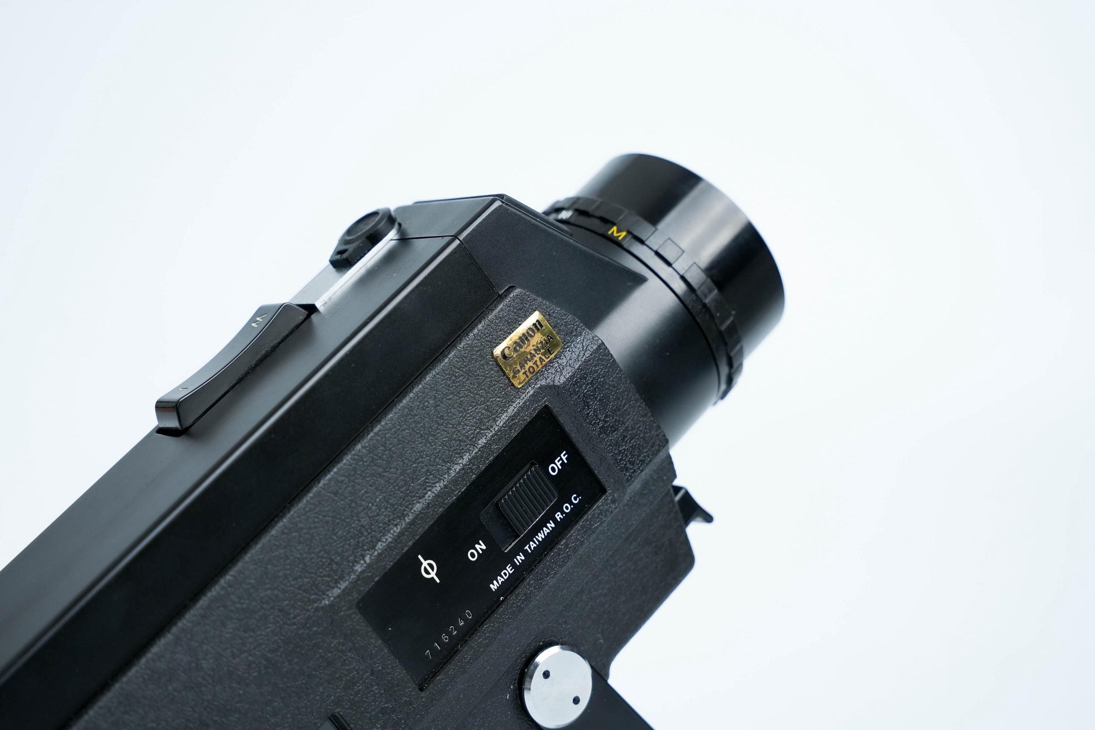 Canon Auto Zoom 318M – Vintage Super 8 Camera | Complete & Working
