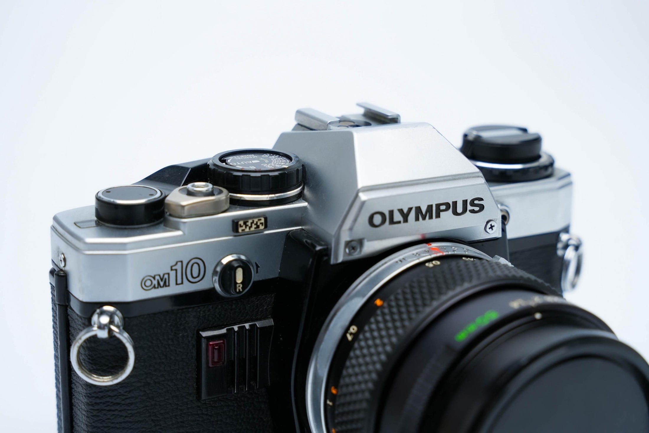 Olympus OM-10 – Olympus G.Zuiko 50mm f/1.4 + Free Kodak Gold 35mm Film