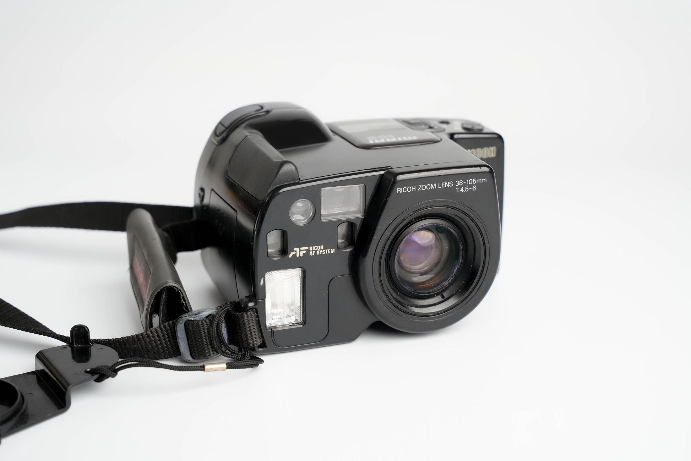 Ricoh Mirai 105: Retro Analog Camera with Modern Autofocus