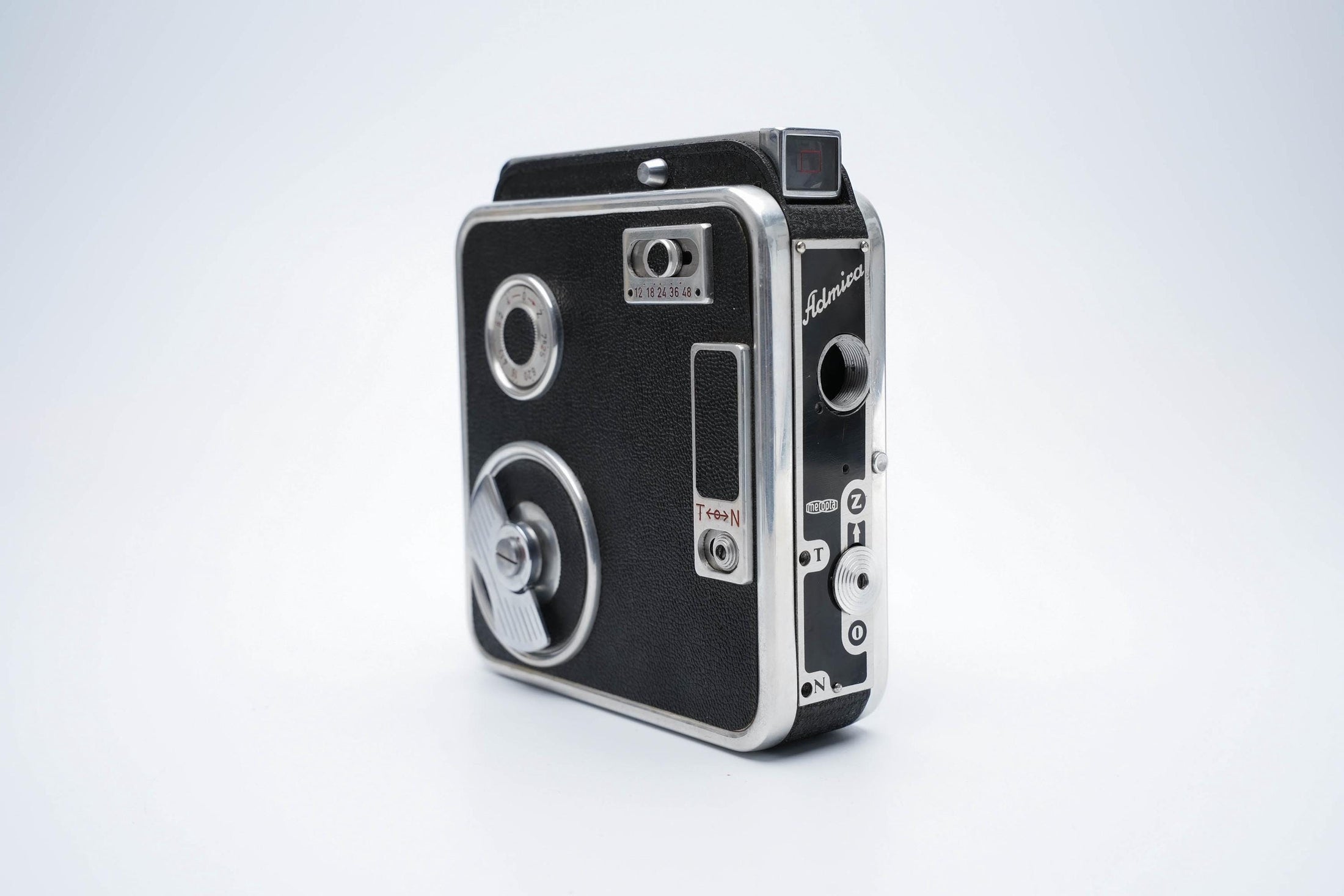 Admica Meopta 8mm Film Camera – Vintage Quality and Fully Functional
