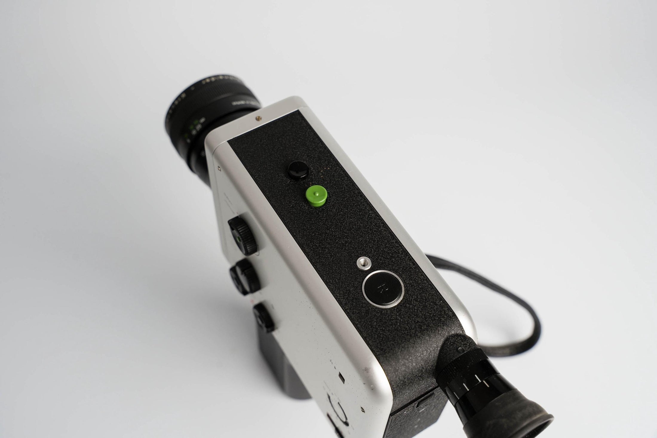 Braun Nizo 481 Macro Super 8 Camera – Fully Functional, f/1.8 Lens (8-48mm)