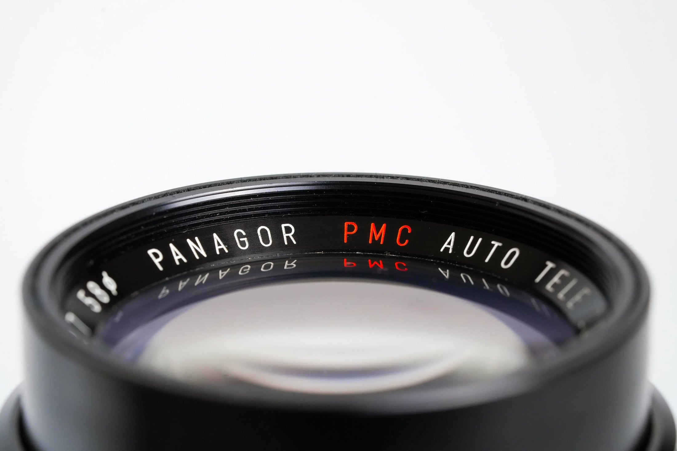 Panagor PMC 80-200mm f/3.8 Telezoom Lens – FD-mount – Vintage Japanese Quality