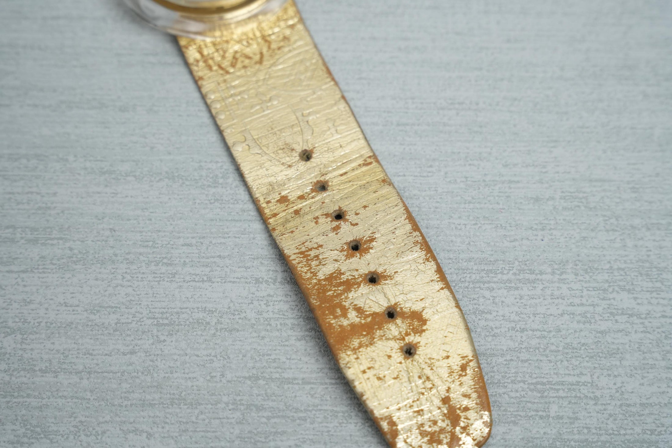 Vintage Pop Swatch "Guinevere" PWK169 – Unique Golden Design from 1992