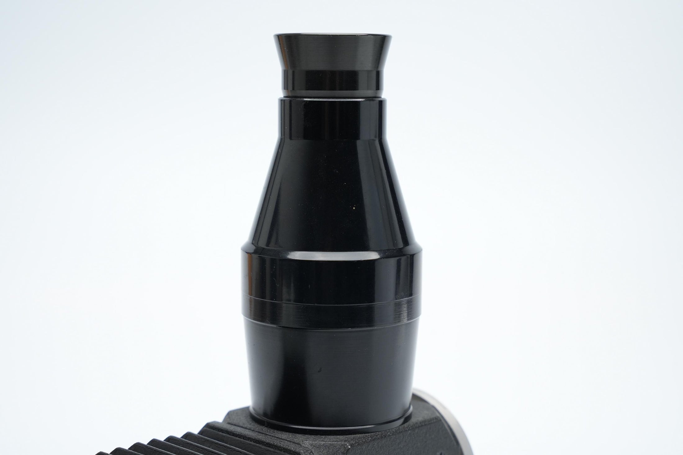 Novoflex Bellows with Schneider-Kreuznach Xenar 135mm f/4.5 Macro Lens – Vintage Macroset for Precision Photography