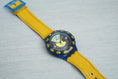Load image into Gallery viewer, Swatch Scuba 200 "Divine" SDN102 – Vintage Dive Watch 1990 with Yellow Leather Strap
