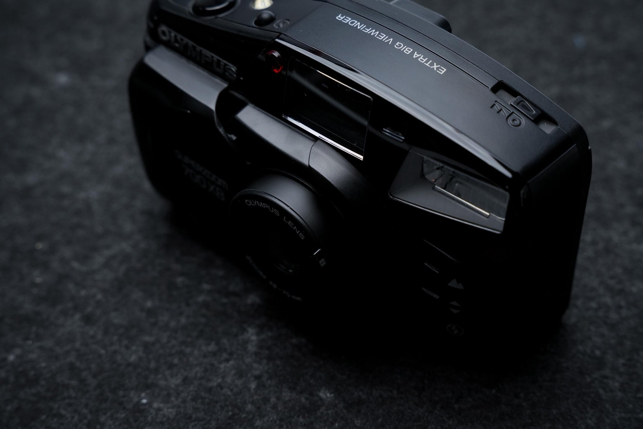 Olympus Superzoom 700XB + Gratis 35mm film – 35mm compact camera – 1997 – compleet in doos