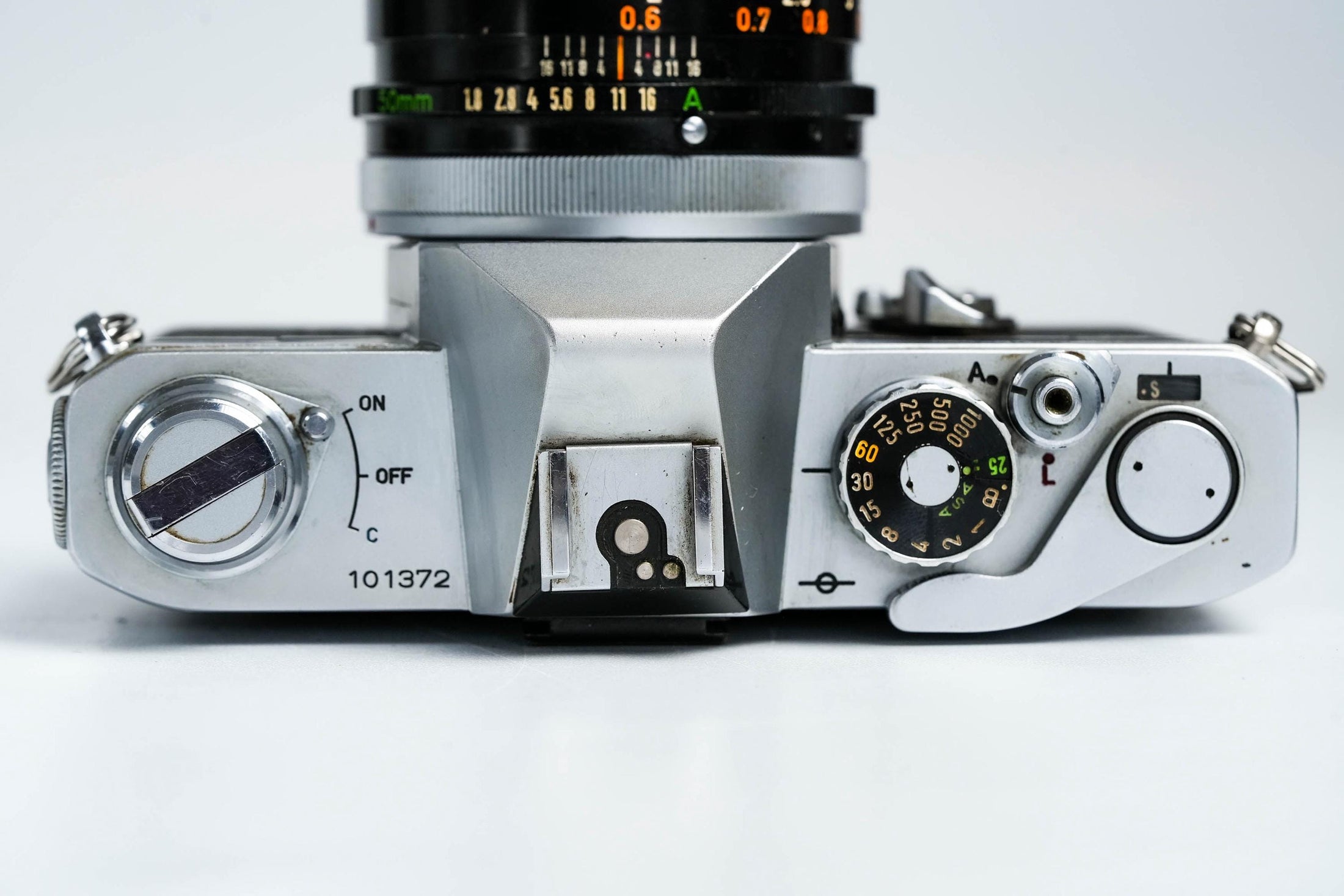 Canon FTb + 50mm f/1.8 SC + Free Kodak Gold – Vintage 35mm SLR | Fully working