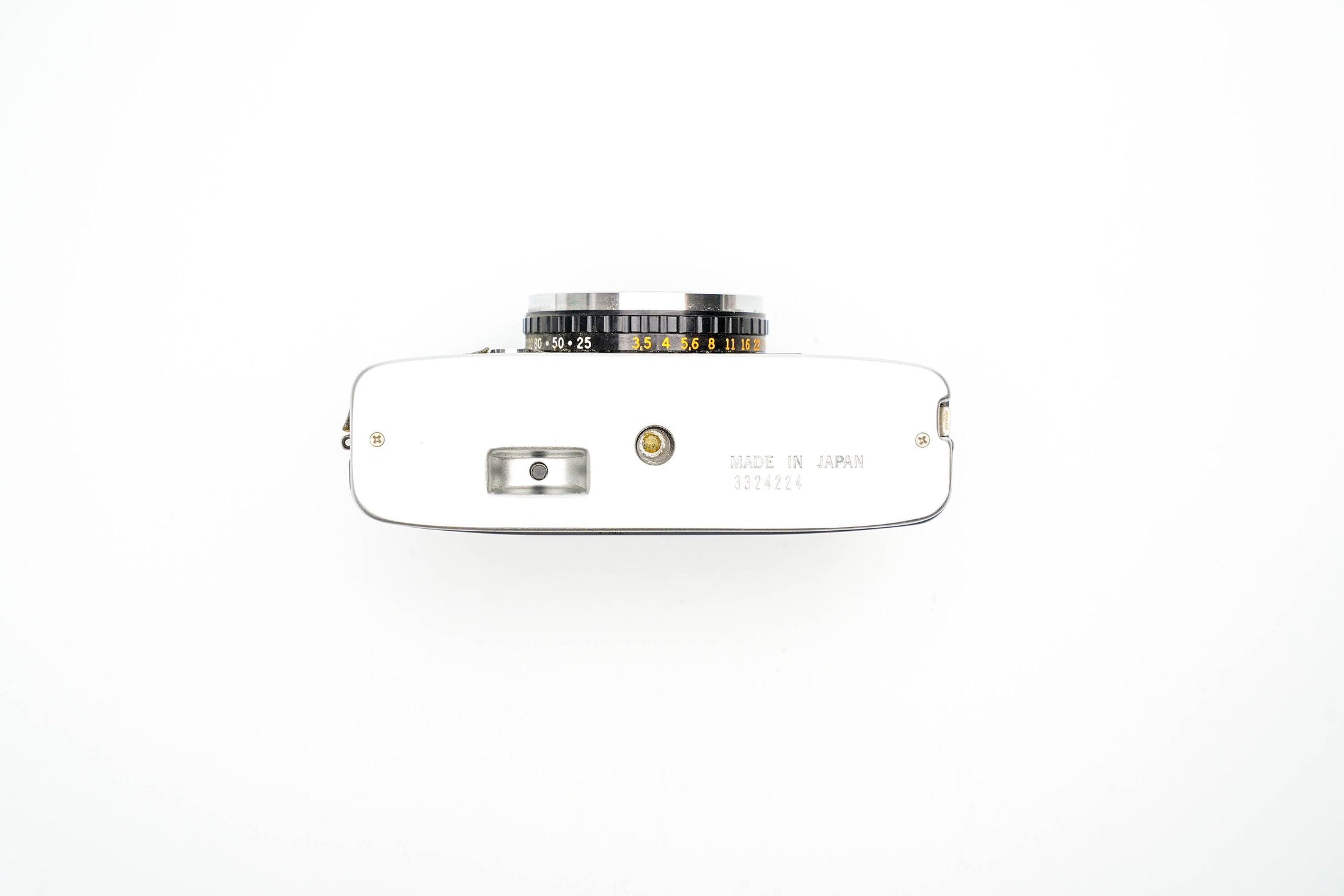 Olympus Pen EE-2 - Compact Half-Frame Camera in Beautiful Vintage Style