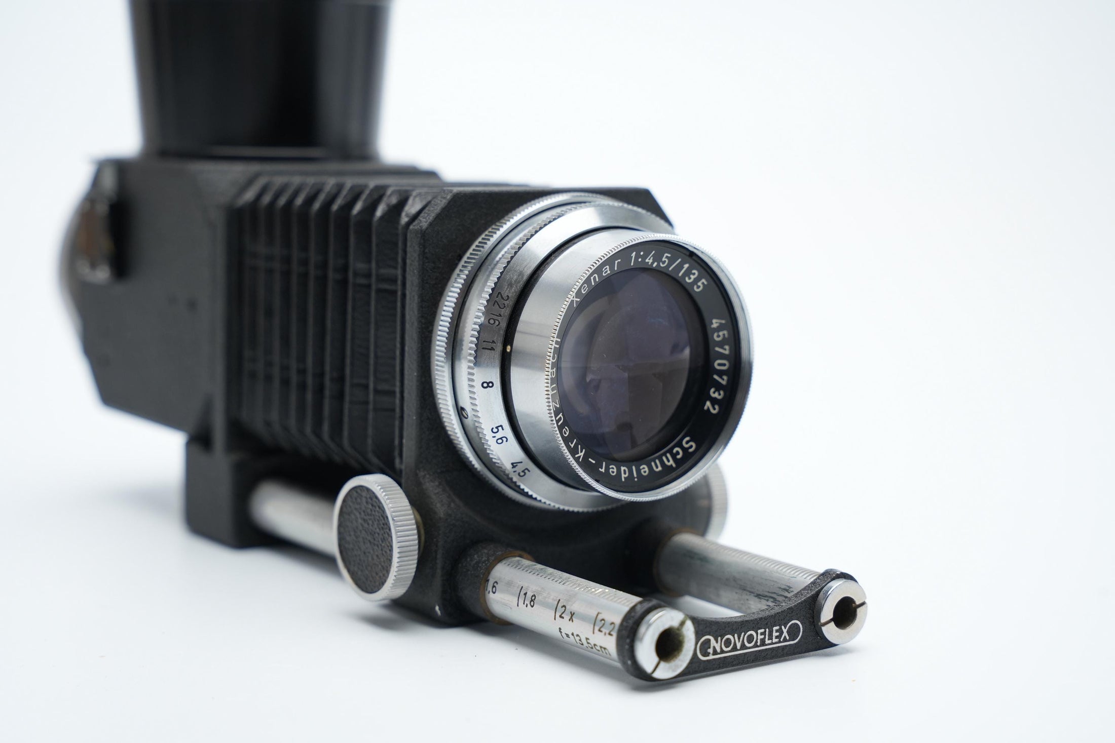 Novoflex Bellows with Schneider-Kreuznach Xenar 135mm f/4.5 Macro Lens – Vintage Macroset for Precision Photography