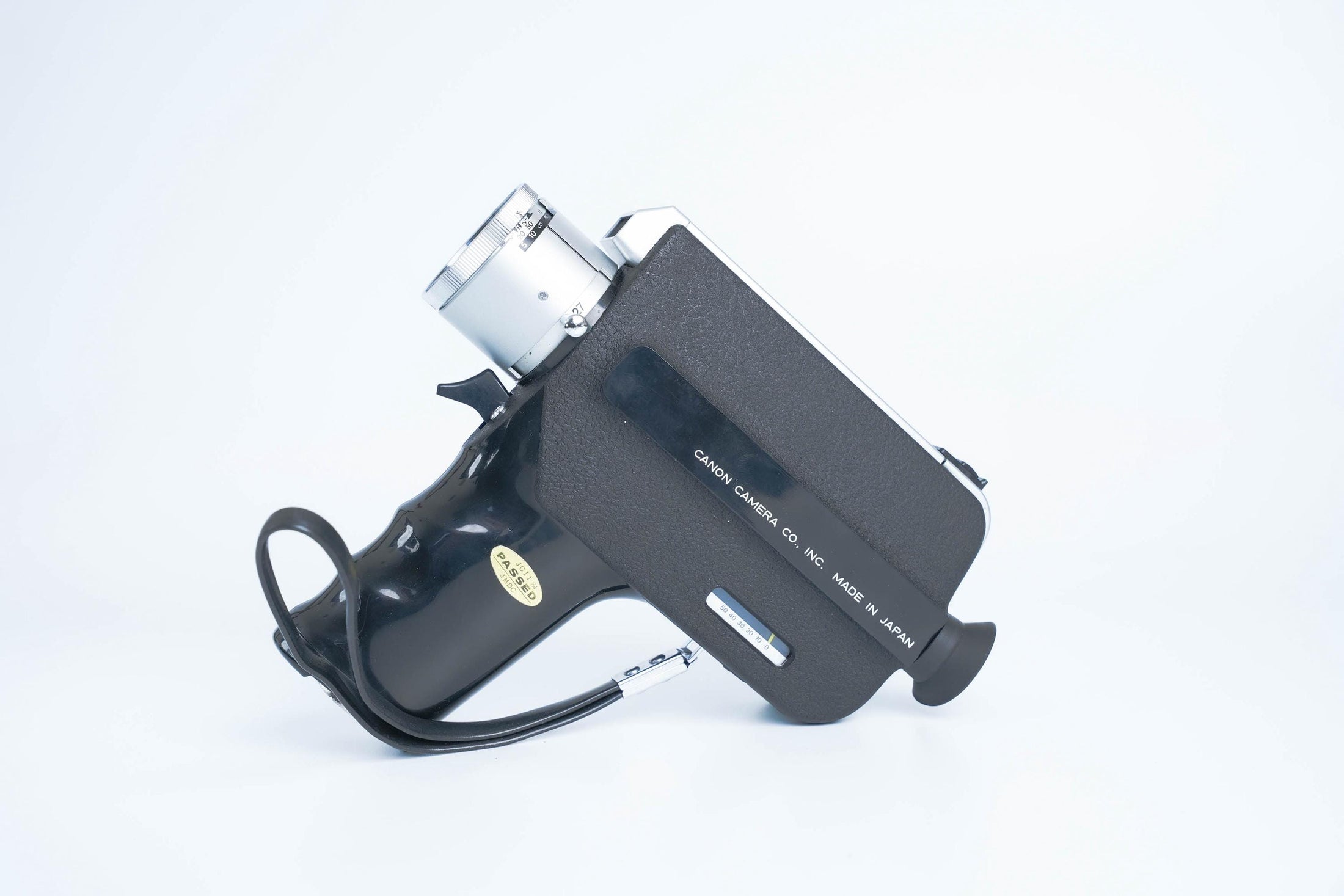 Canon Zoom 250 Super 8 – Vintage Film Camera with 10.8-27mm Lens | Complete and Working