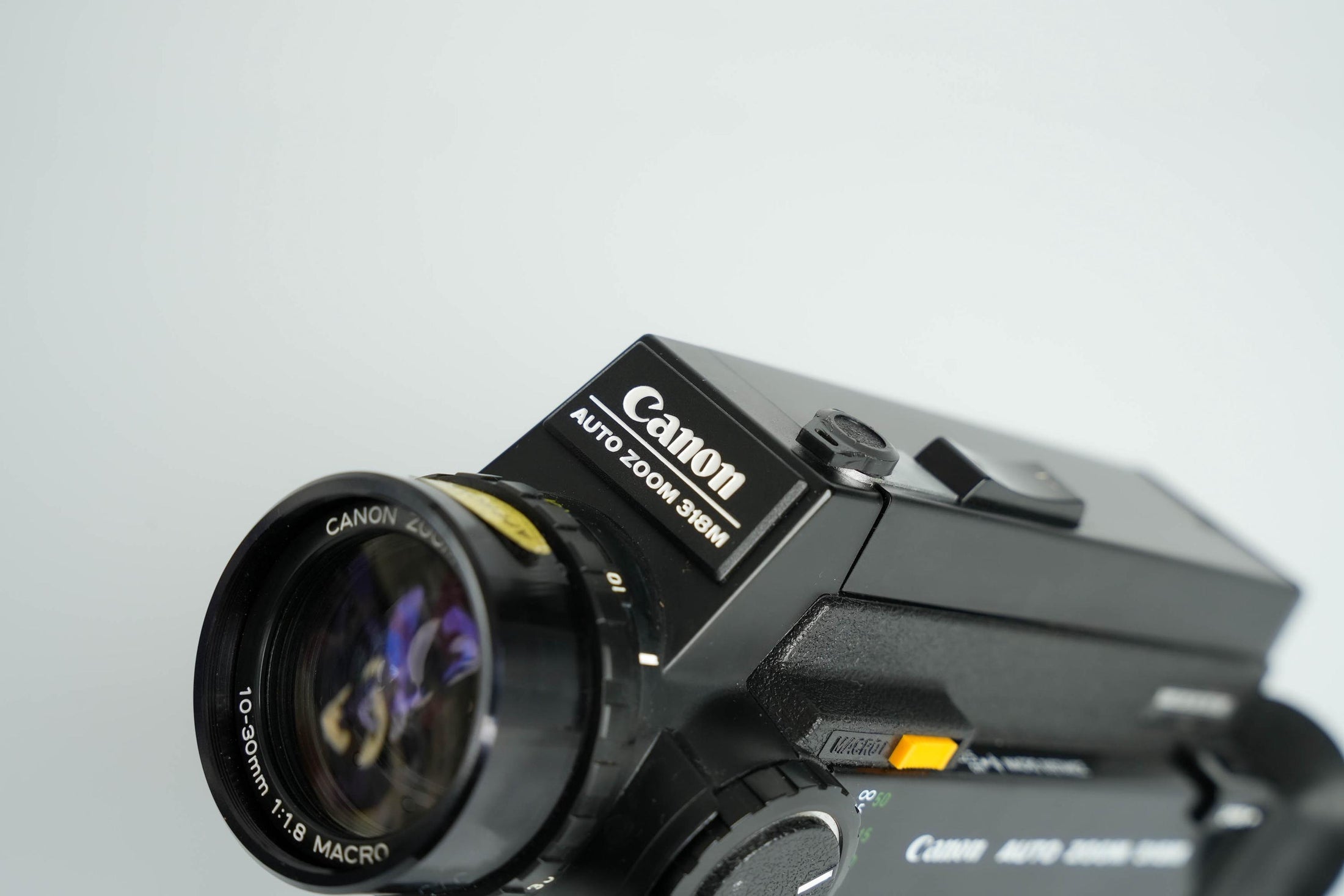 Canon Auto Zoom 318M – Iconic Super 8 camera with 10-30mm f/1.8 lens (Fully Functional)