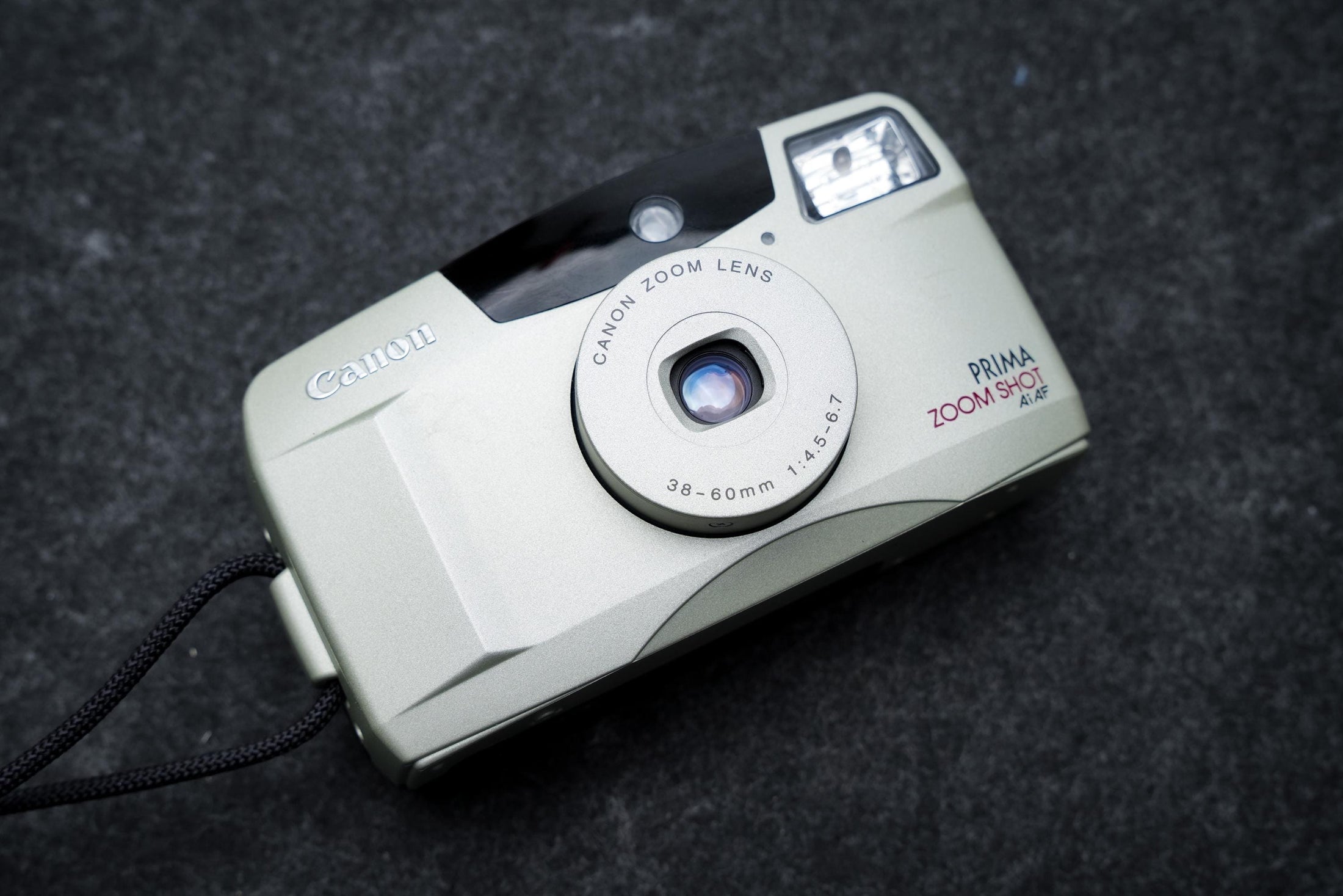 Canon Prima Zoom Shot + gratis 35mm film – 35mm point-and-shoot camera – 1995 – nieuw in doos, old stock