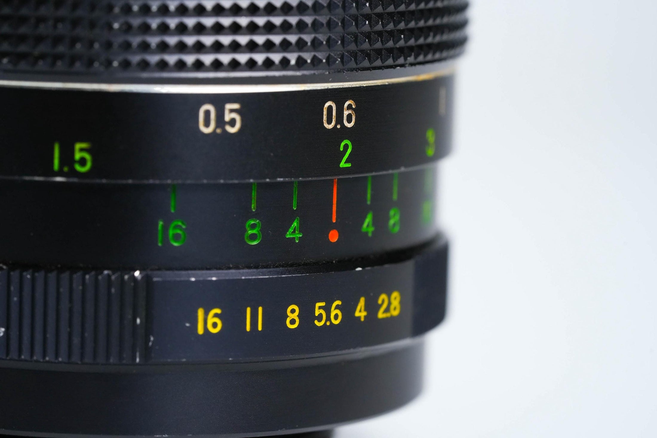 M-Optic 28mm f/2.8 – Vintage Wide Angle Lens (M42 Mount)