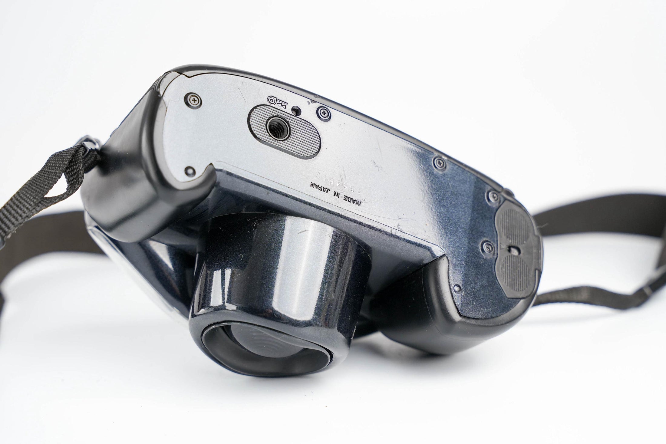 Konica Airborg 35mm Point-and-Shoot Camera: Futuristic Design