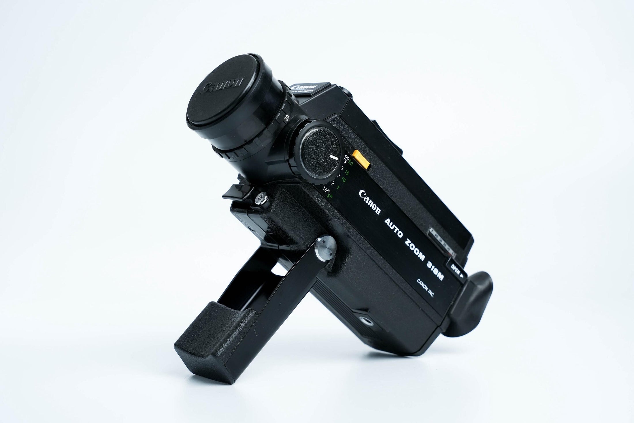 Canon Auto Zoom 318M – Vintage Super 8 Camera | Complete & Working