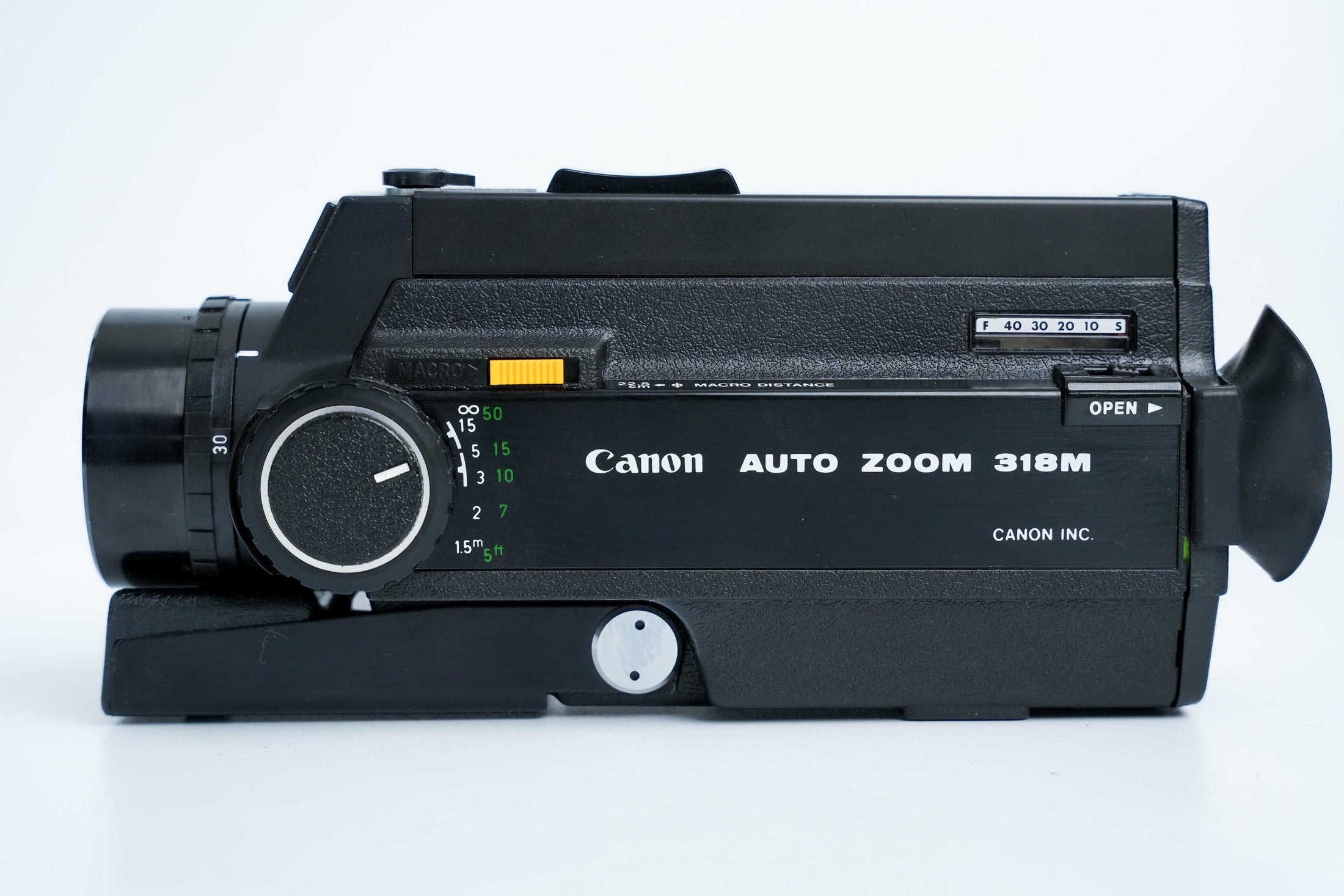 Canon Auto Zoom 318M – Vintage Super 8 Camera | Complete & Working