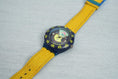 Load image into Gallery viewer, Swatch Scuba 200 "Divine" SDN102 – Vintage Dive Watch 1990 with Yellow Leather Strap
