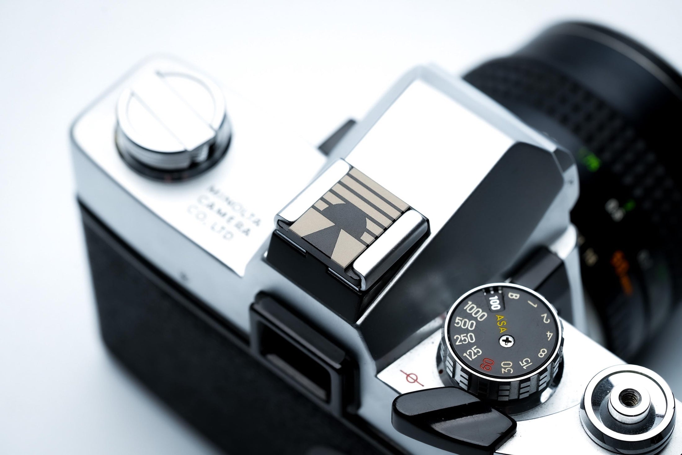 Hotshoe cover Bauhaus zonsondergang – minimalistisch horizon design – zwart aluminium flitsschoen accessoire voor Fujifilm X100VI, Sony