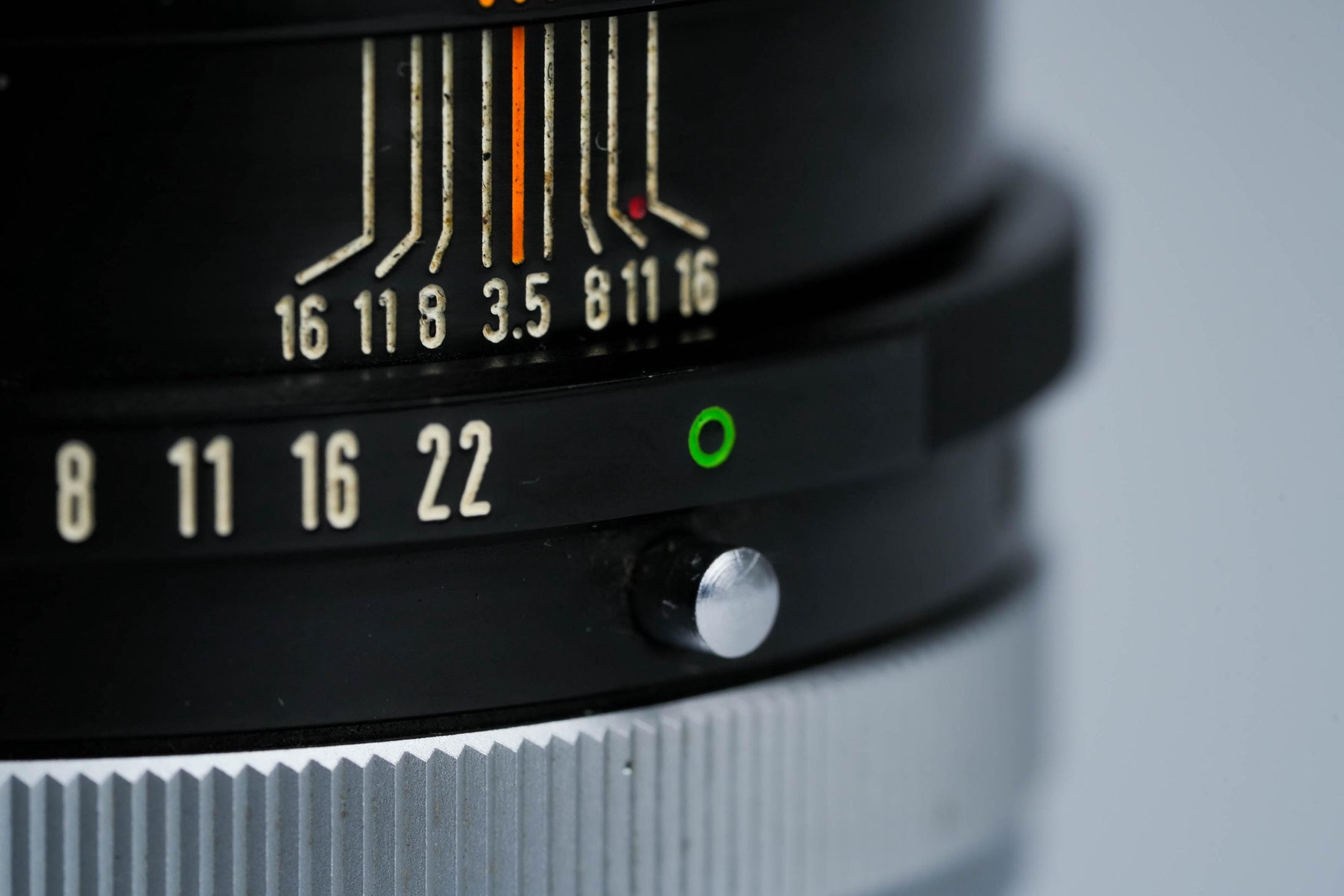 Canon FD 135mm f/3.5 S.C. Telelens – Classic Portrait Specialist with Stunning Bokeh