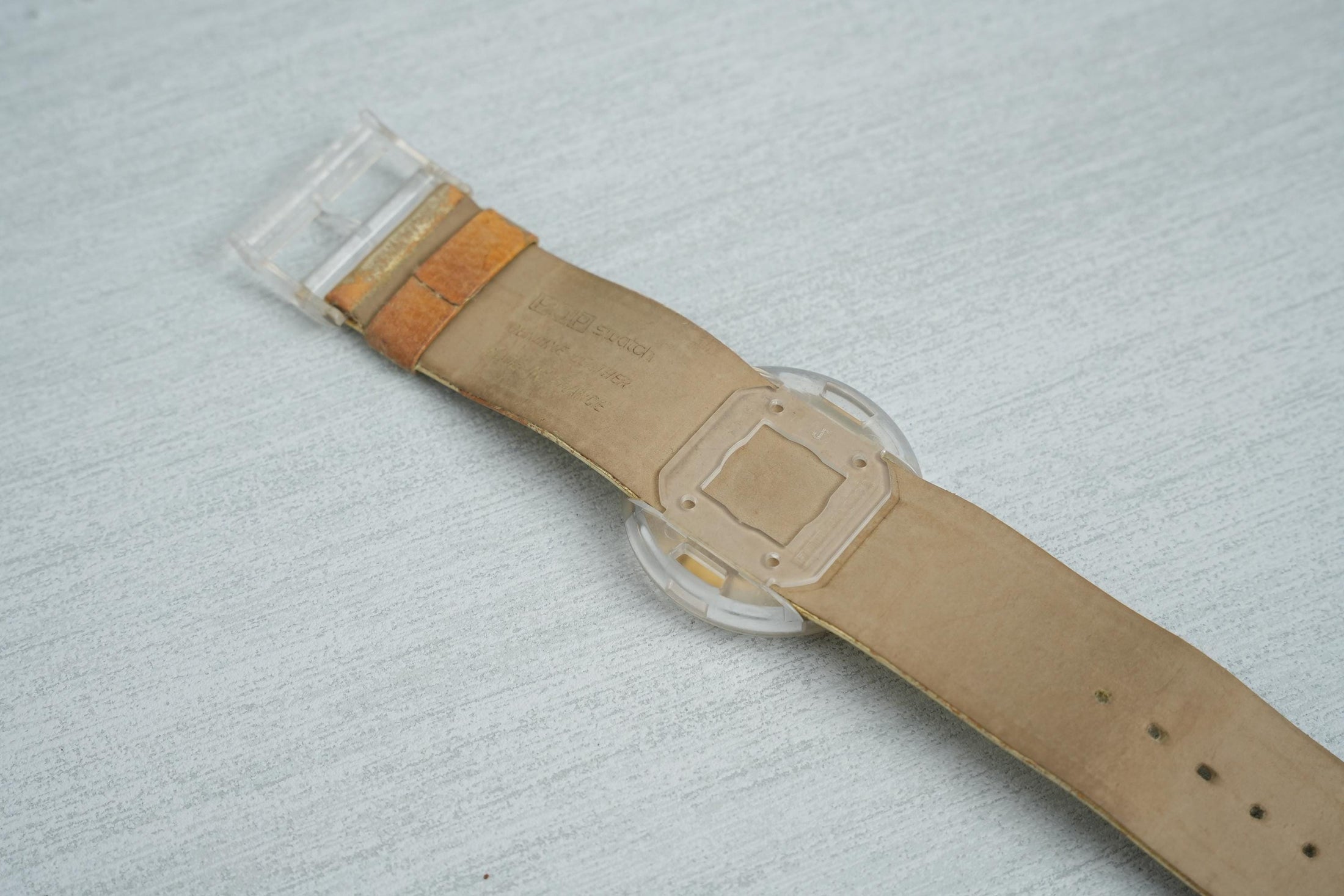 Vintage Pop Swatch "Guinevere" PWK169 – Unique Golden Design from 1992