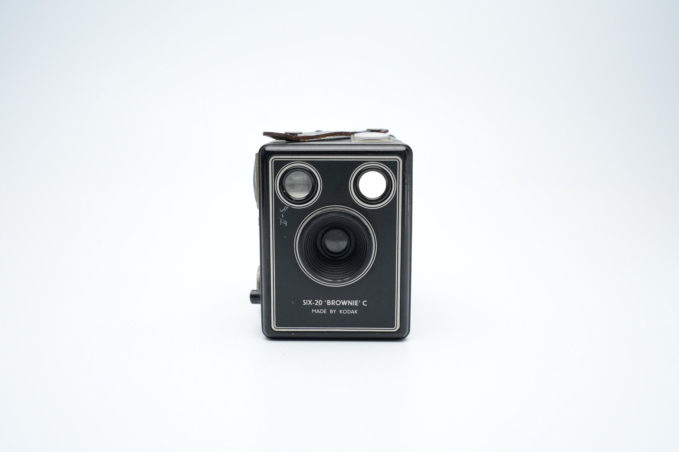 Kodak Six-20 Brownie C Boxcamera | Authentic Vintage Camera from the 1940s for 620 Film