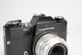 Load image into Gallery viewer, Voigtländer VSL 1: Classic SLR Camera with Meyer Optik Primotar Lens

