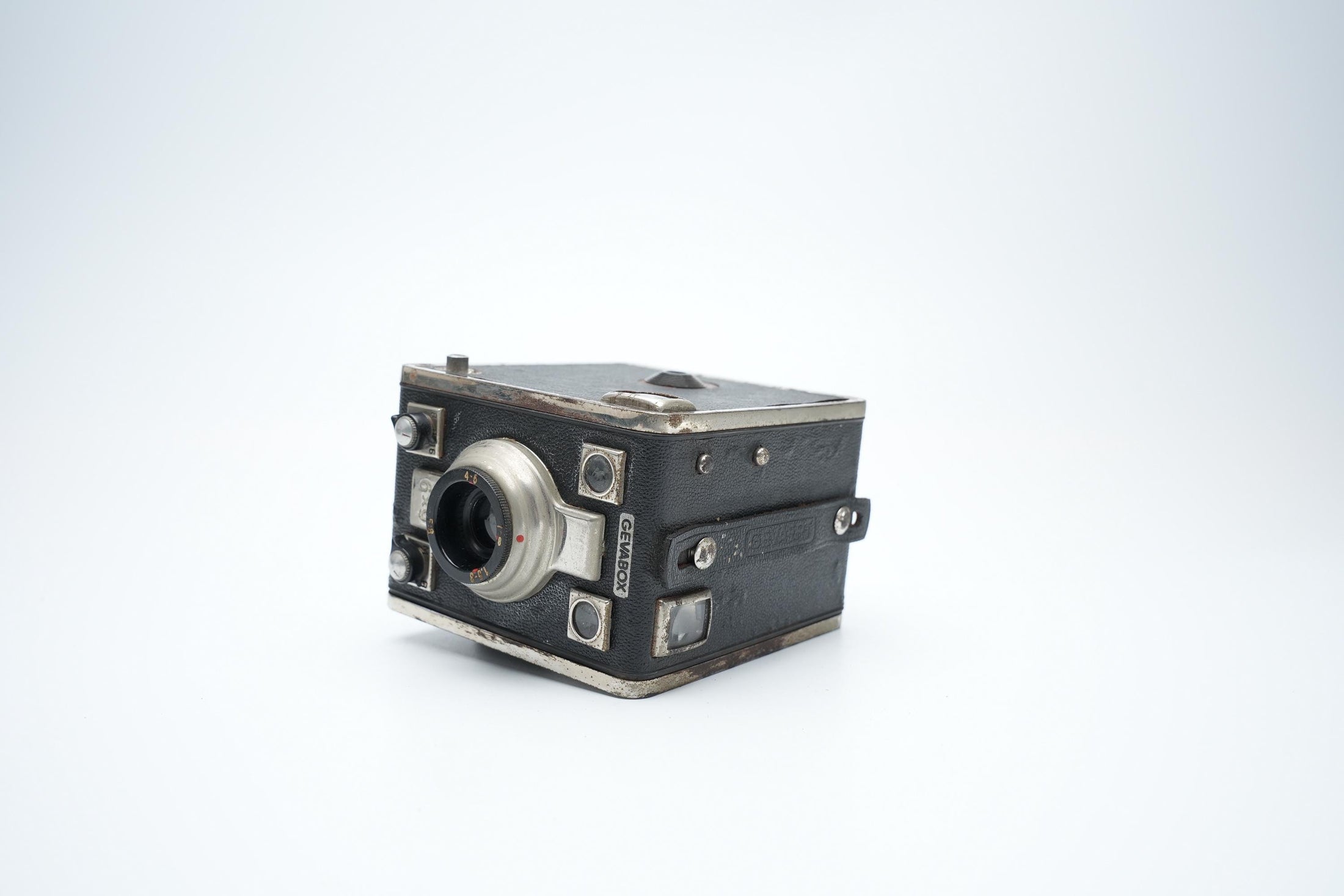 Gevaert Gevabox 6x9 - Classic Belgian Box Camera for 120 Film, Perfect for Vintage Photography