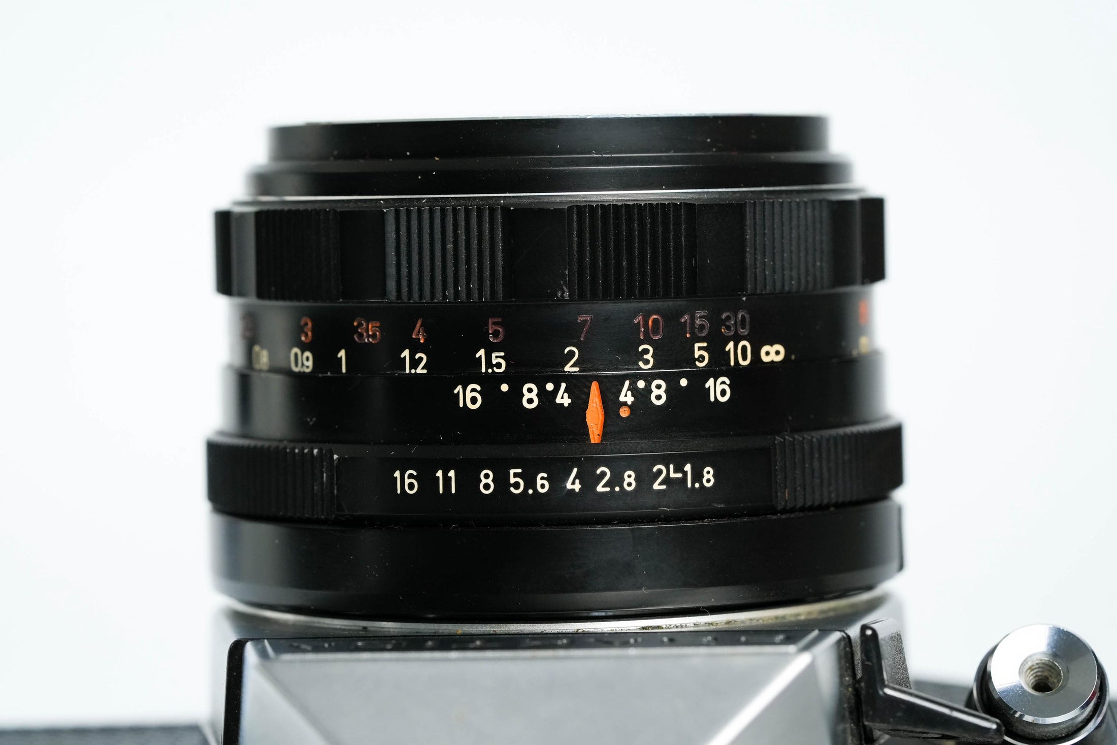 Praktica Super TL 3 + Pentacon 50mm f/1.8 – Classic SLR with free 35mm film