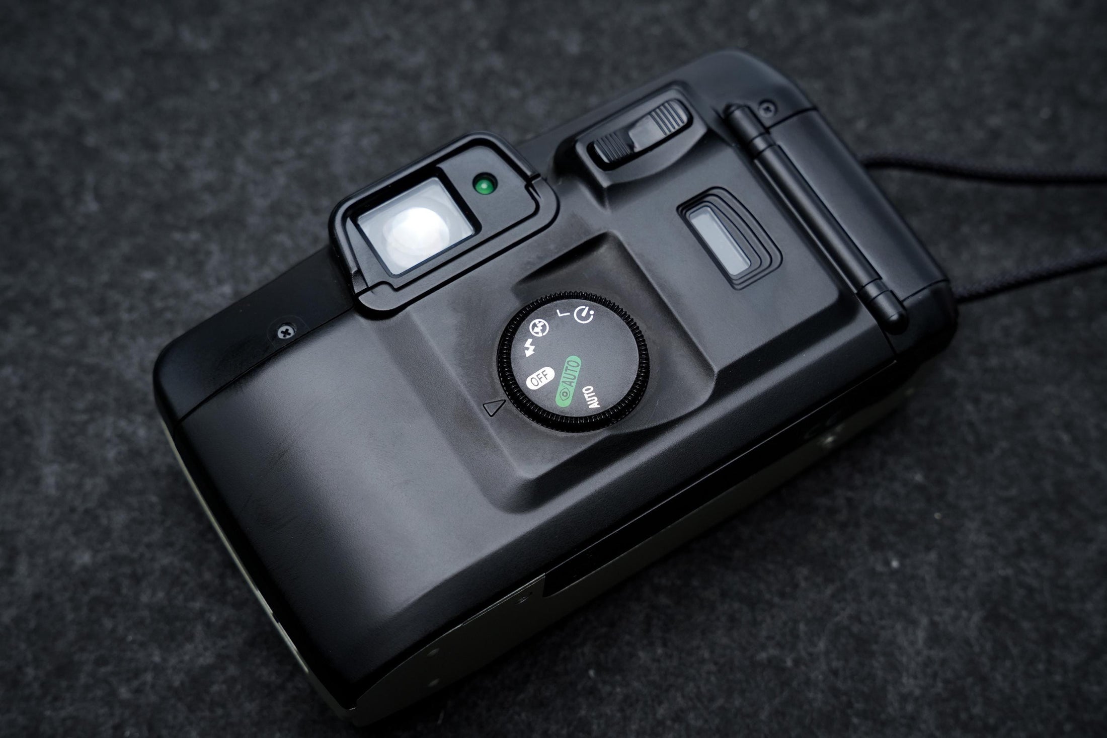 Canon Prima Zoom Shot + gratis 35mm film – 35mm point-and-shoot camera – 1995 – nieuw in doos, old stock