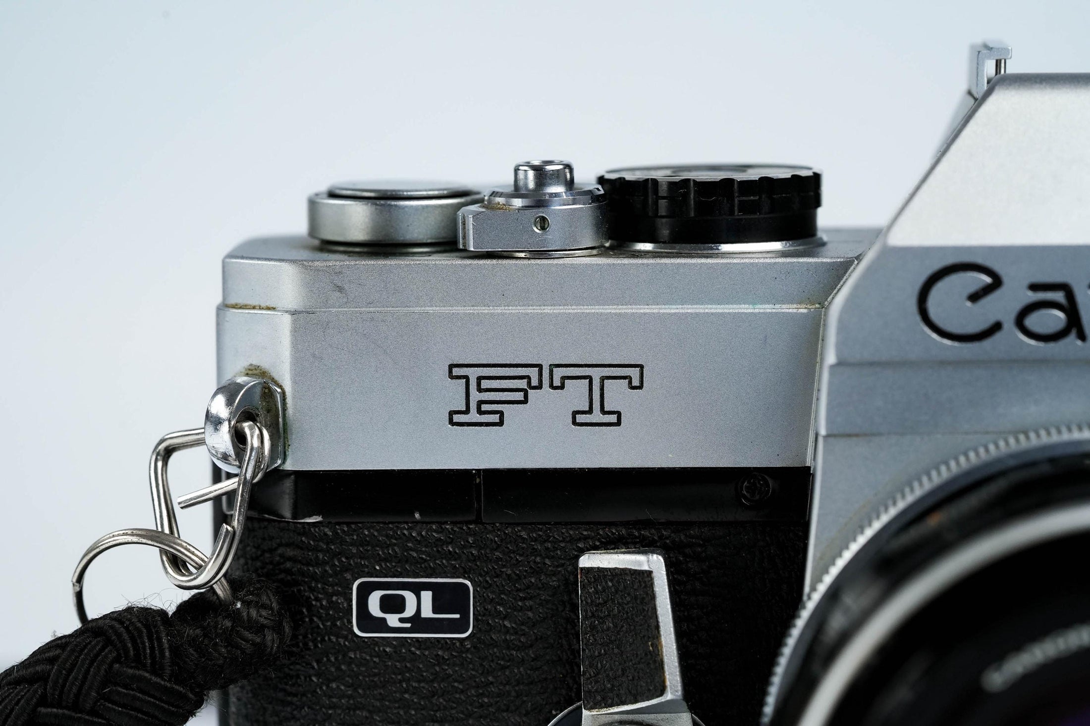 Canon FT QL + 50mm f/1.8 – Fully working + free 35mm film