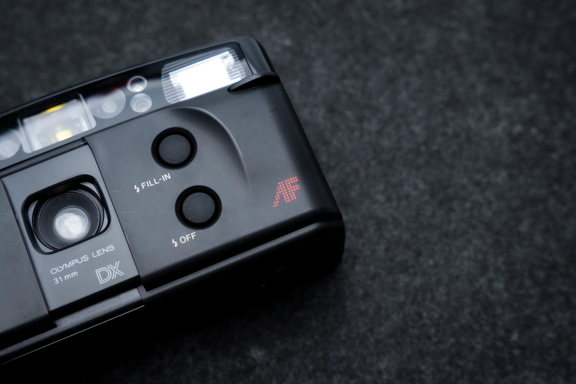 Olympus Trip AF 20 + gratis 35mm film – 35mm compact camera – 1995 – nieuw in doos, old stock, getest