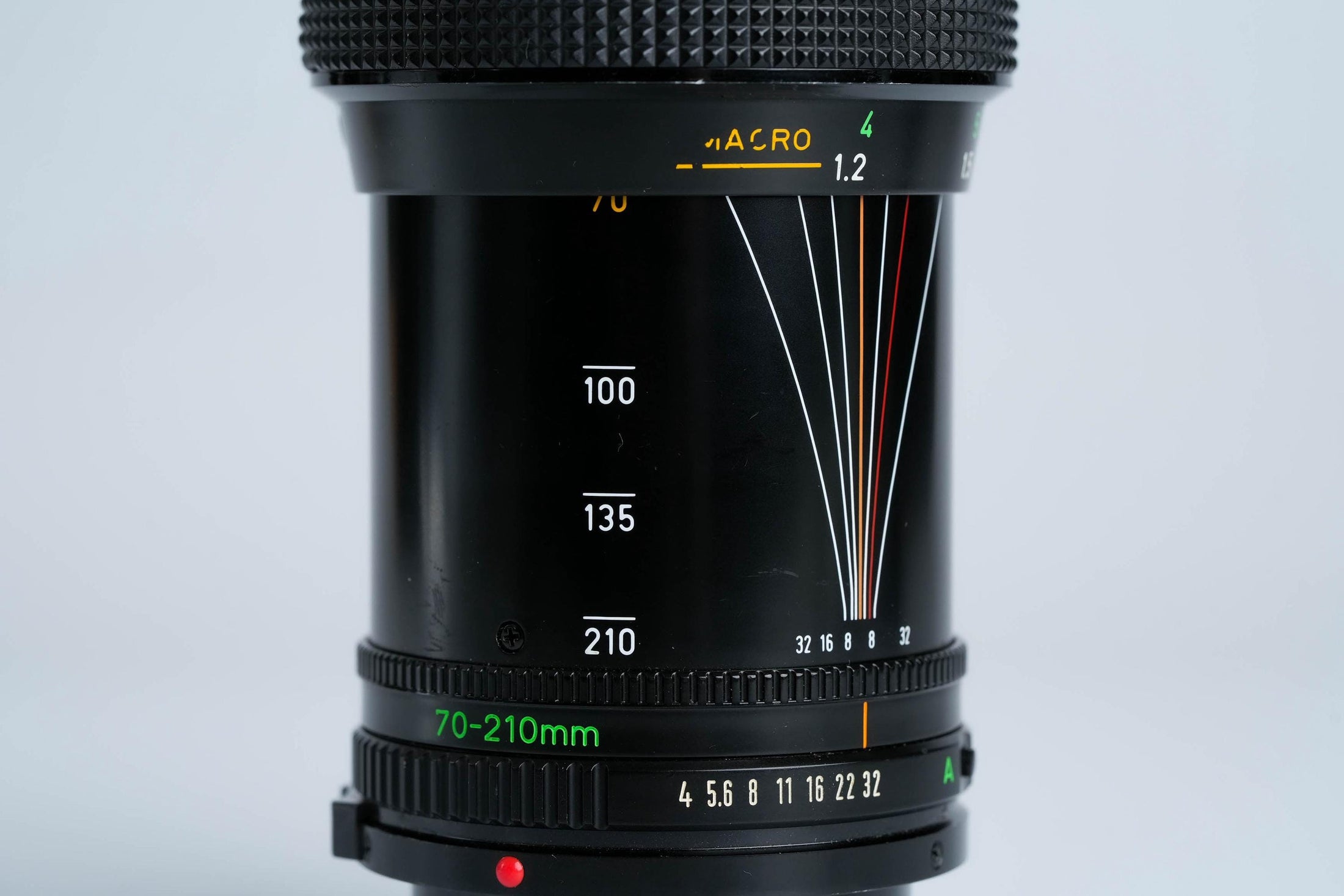 Canon FD 70-210mm f/4 Telezoom – Vintage Quality with Stunning Optics