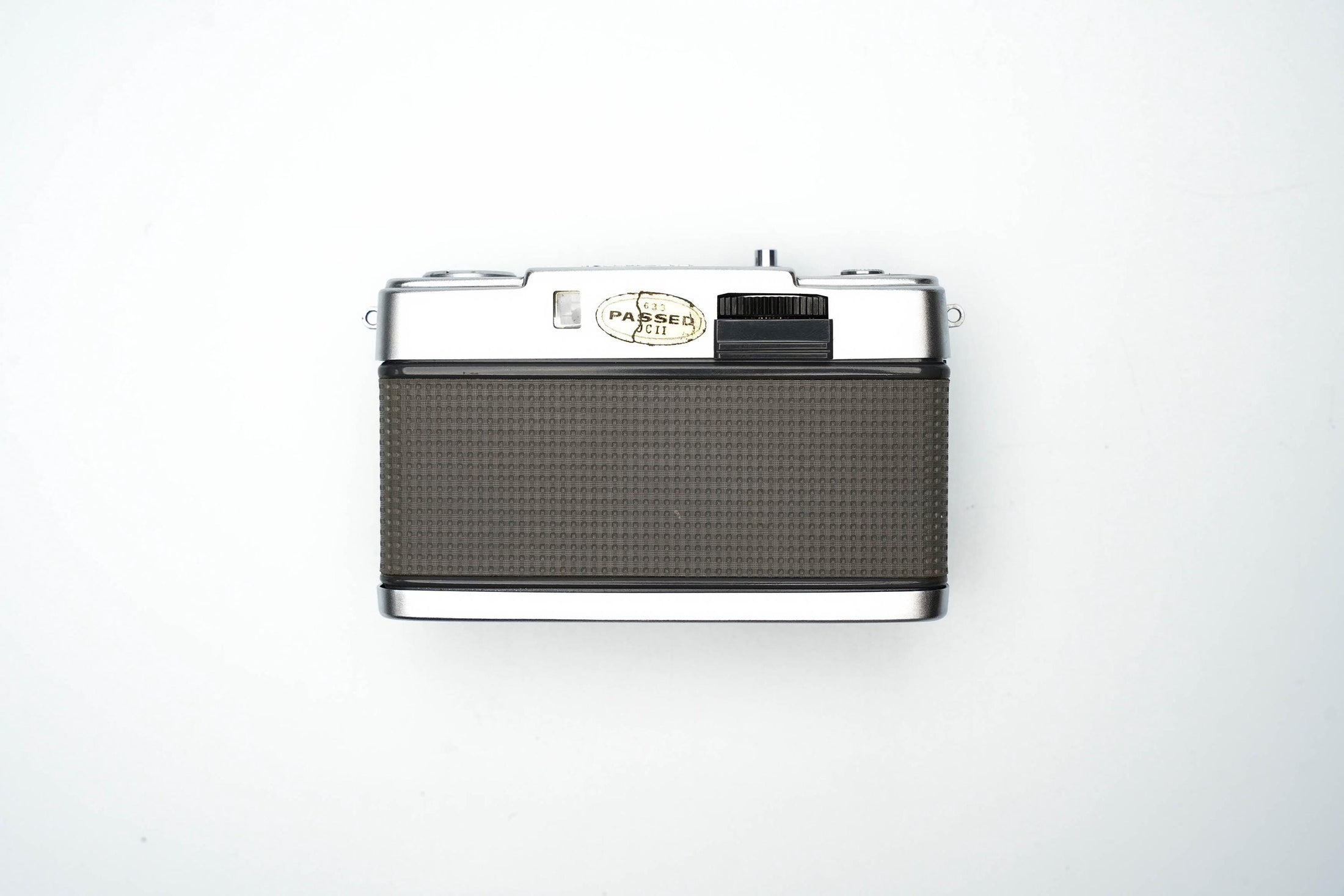Olympus Pen EE – Vintage Half-Frame Camera | Working with User Trails