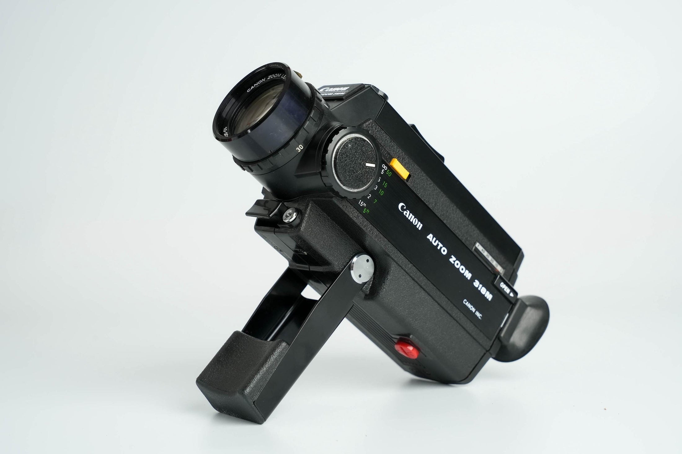 Canon Auto Zoom 318M – Iconic Super 8 camera with 10-30mm f/1.8 lens (Fully Functional)