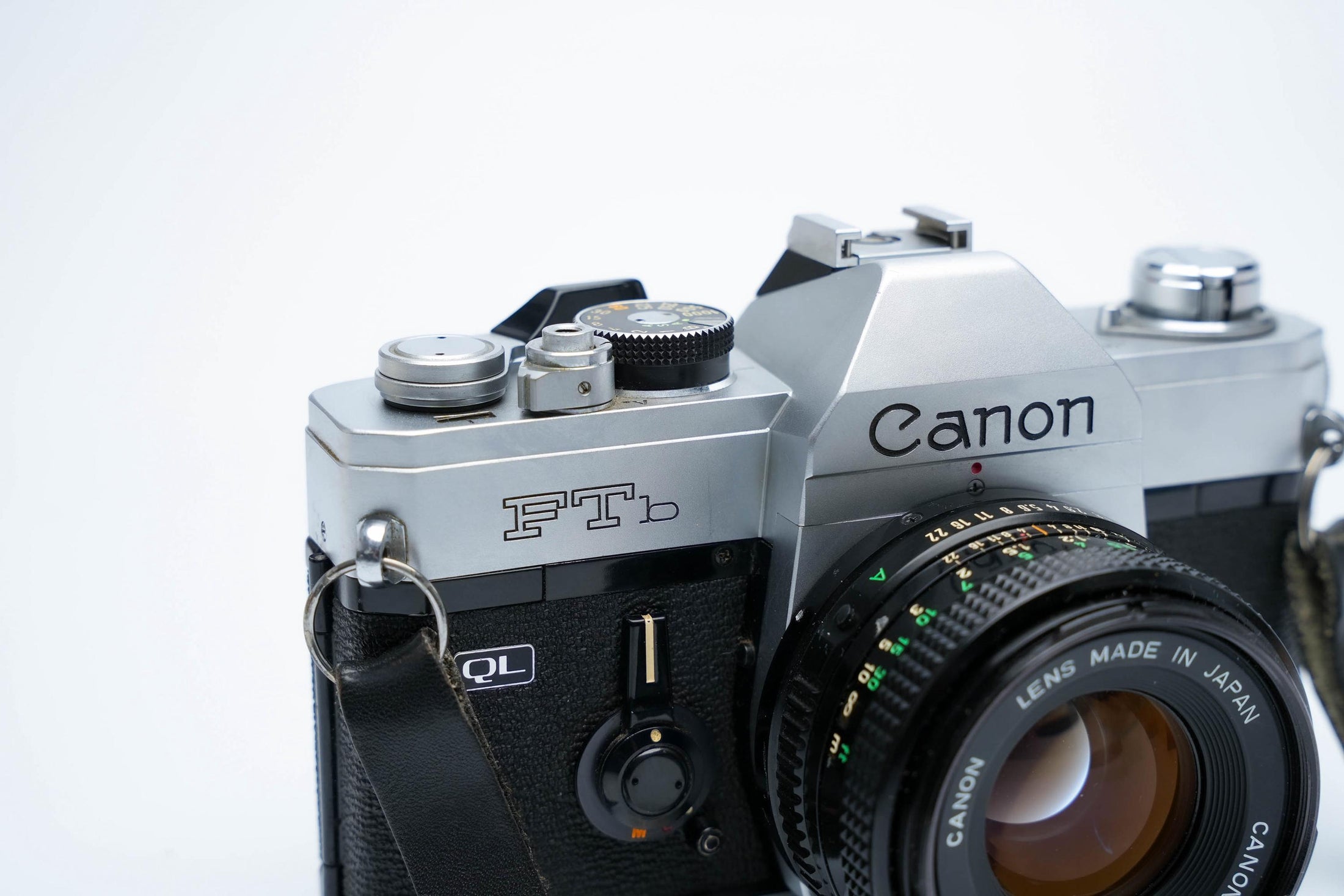 Canon FTb + 50mm f/1.8 + Free Kodak Gold 35mm