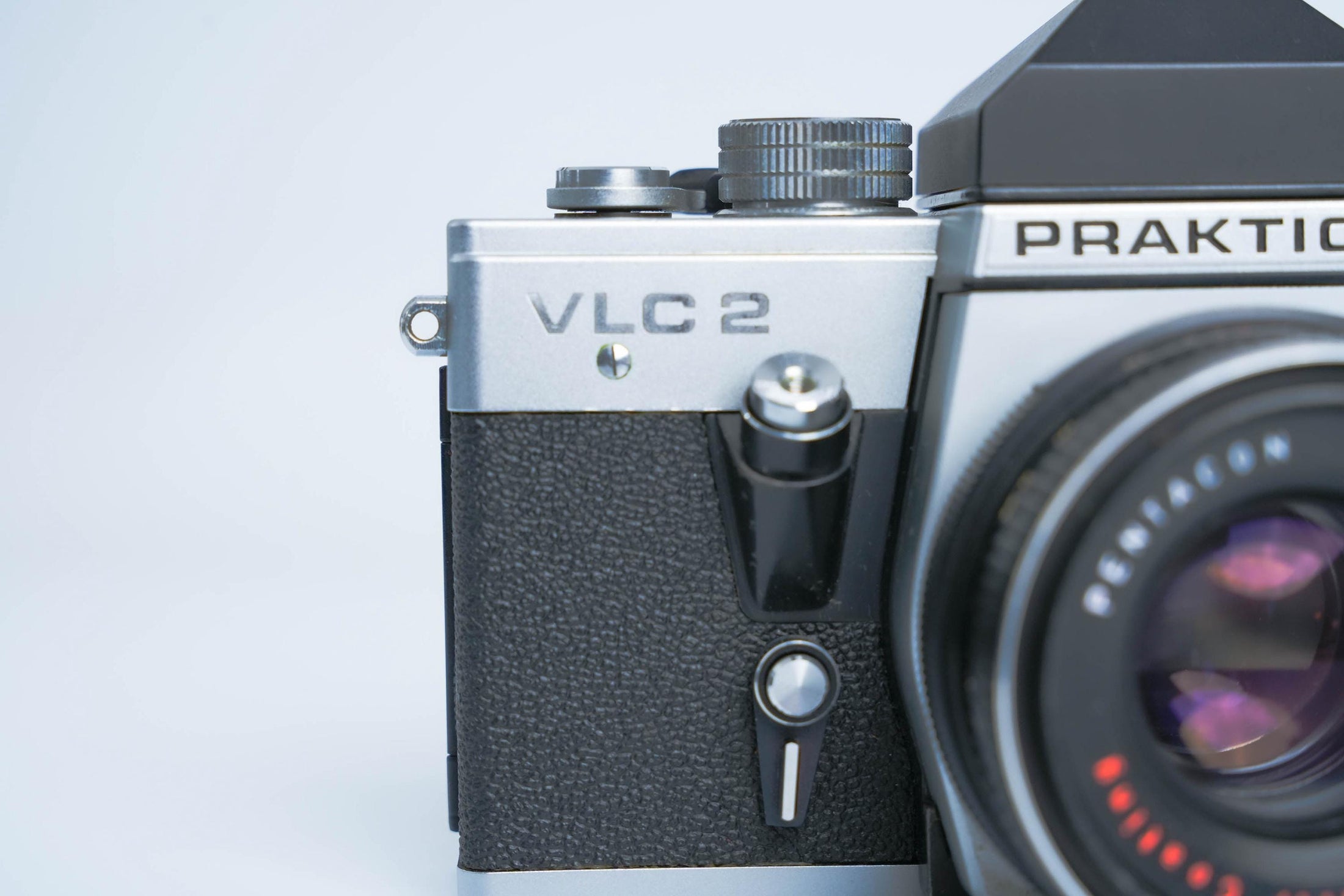 Praktica VLC 2 + Pentacon 50mm f/1.8 – Vintage 35mm SLR Camera | Fully Working