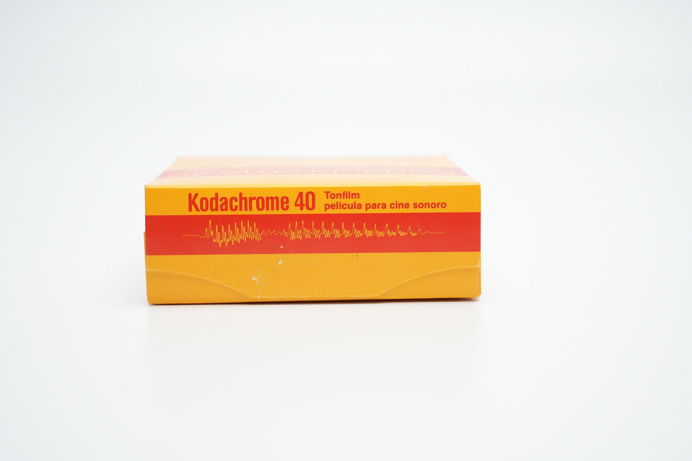 Kodachrome 40 Sound Colour TYPE A - Super 8 color movie film (film with sound)