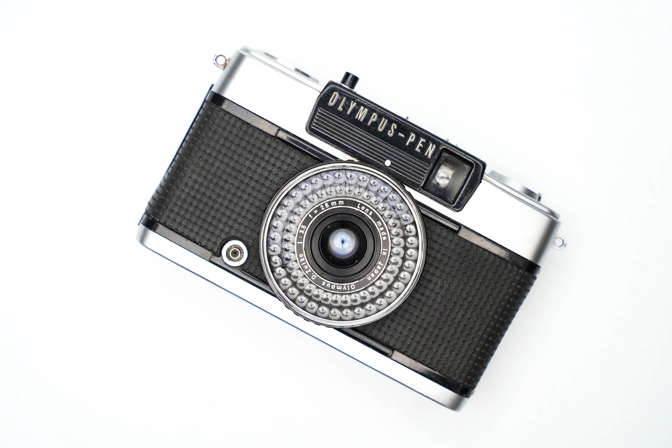 Olympus Pen EE-3 – Iconic Half-Frame Camera | Working with User Trails