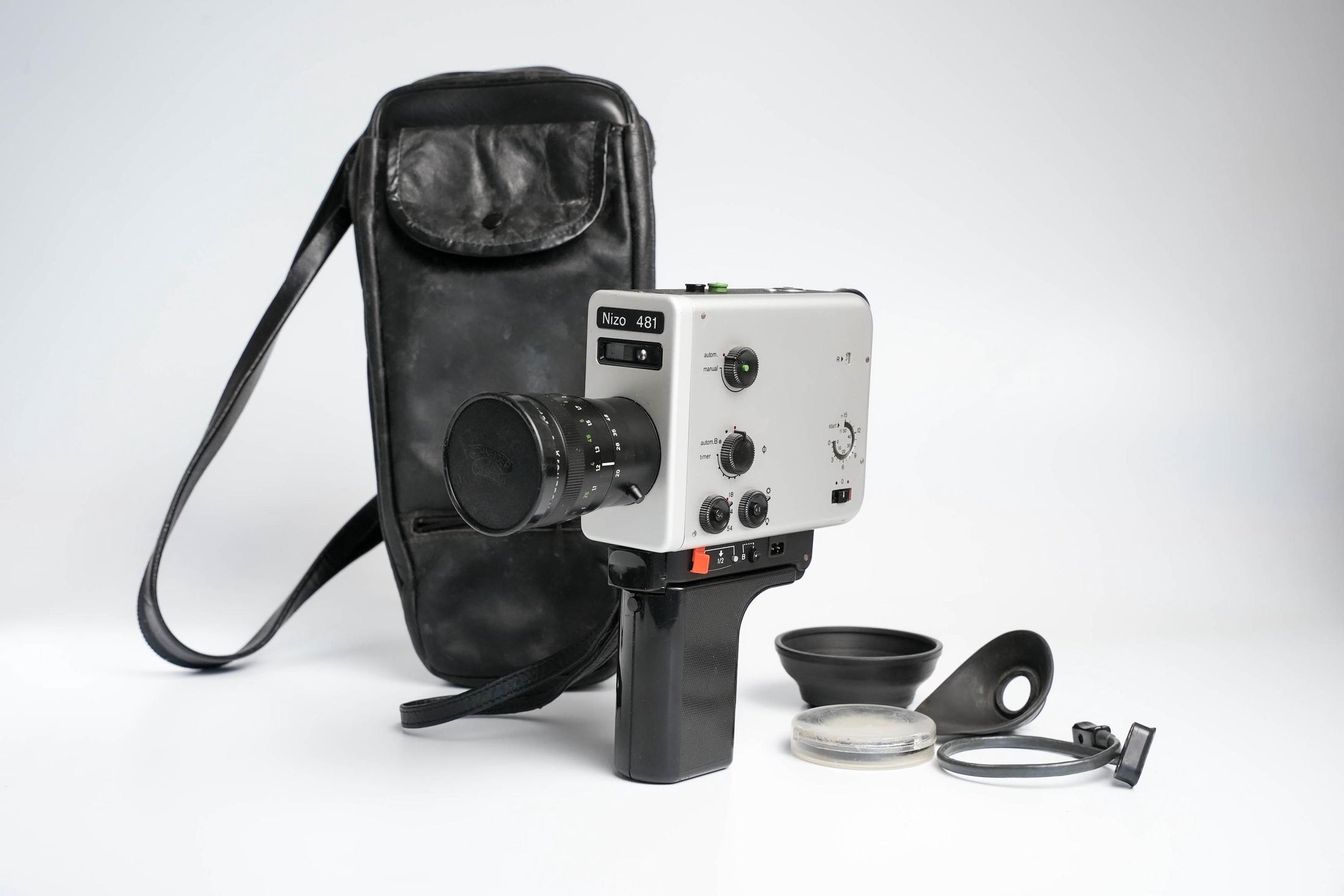 Nizo 481 Super 8 Film Camera – Vintage Bauhaus Design, Fully Functional
