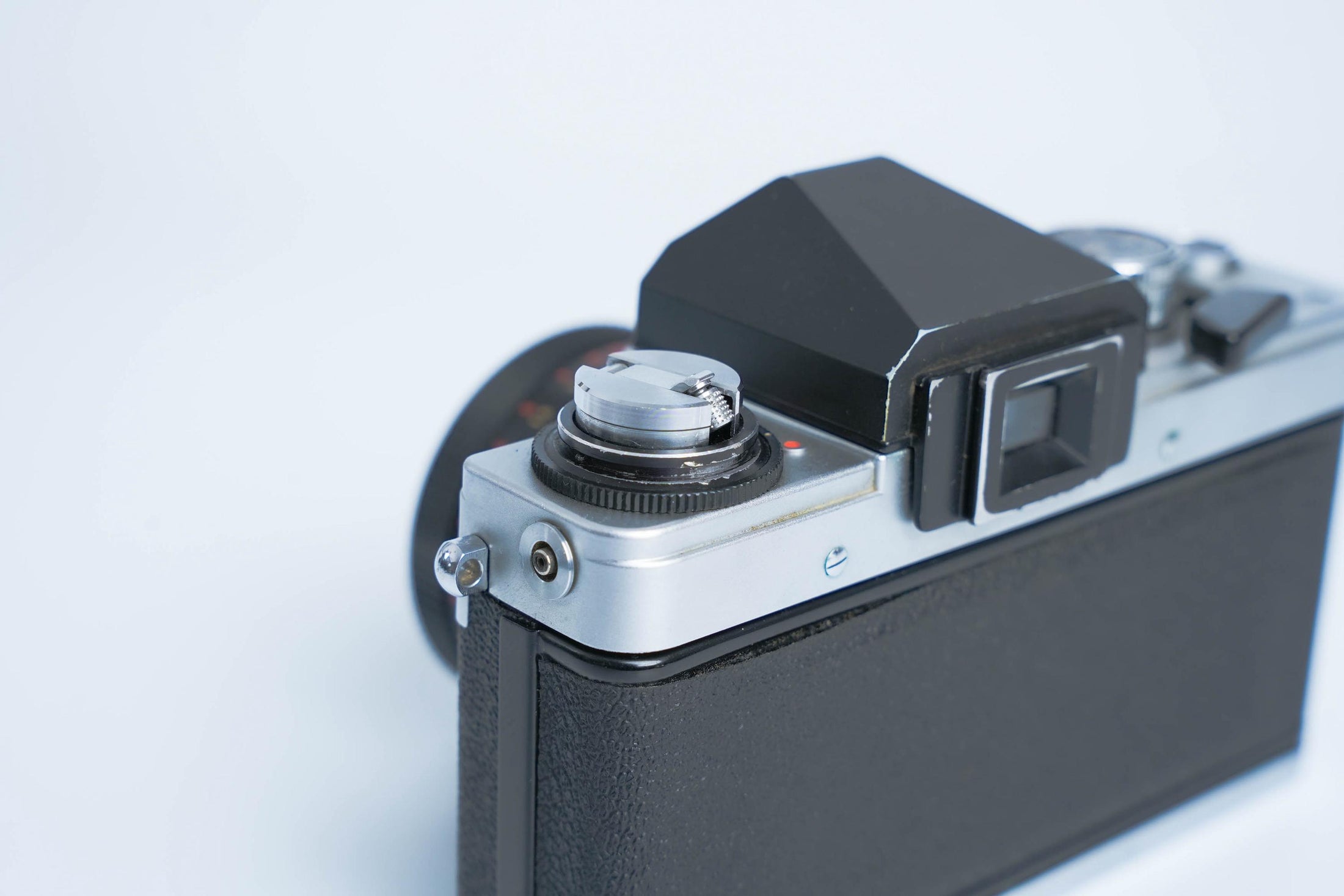 Praktica VLC 2 + Pentacon 50mm f/1.8 – Vintage 35mm SLR Camera | Fully Working