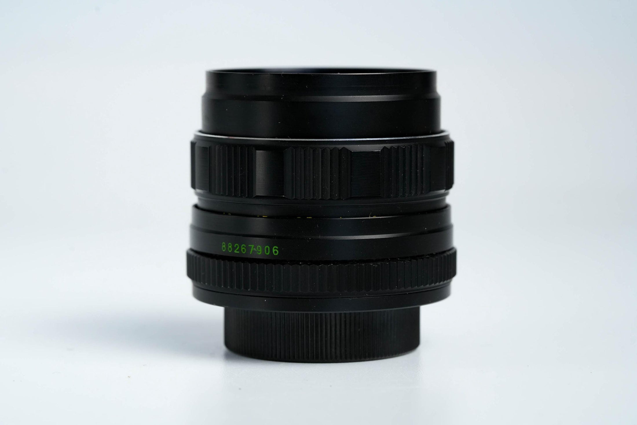 Helios 44M-4 58mm f/2 – Classic Soviet prime lens, fully functional